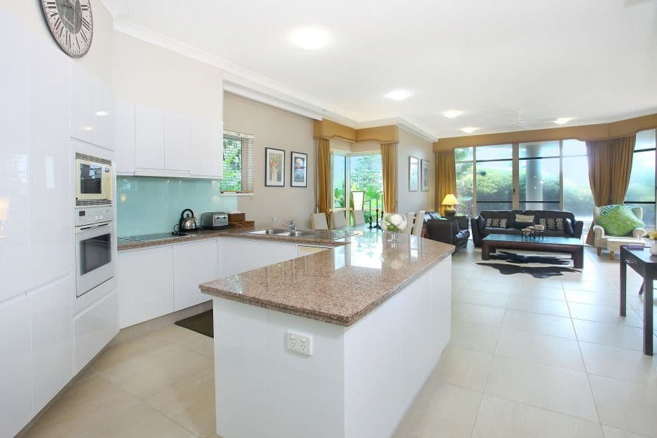 2 'Oceana on Broadbeach' 100 Old Burleigh Road, Broadbeach QLD 4218, Broadbeach - Thumbnail 5