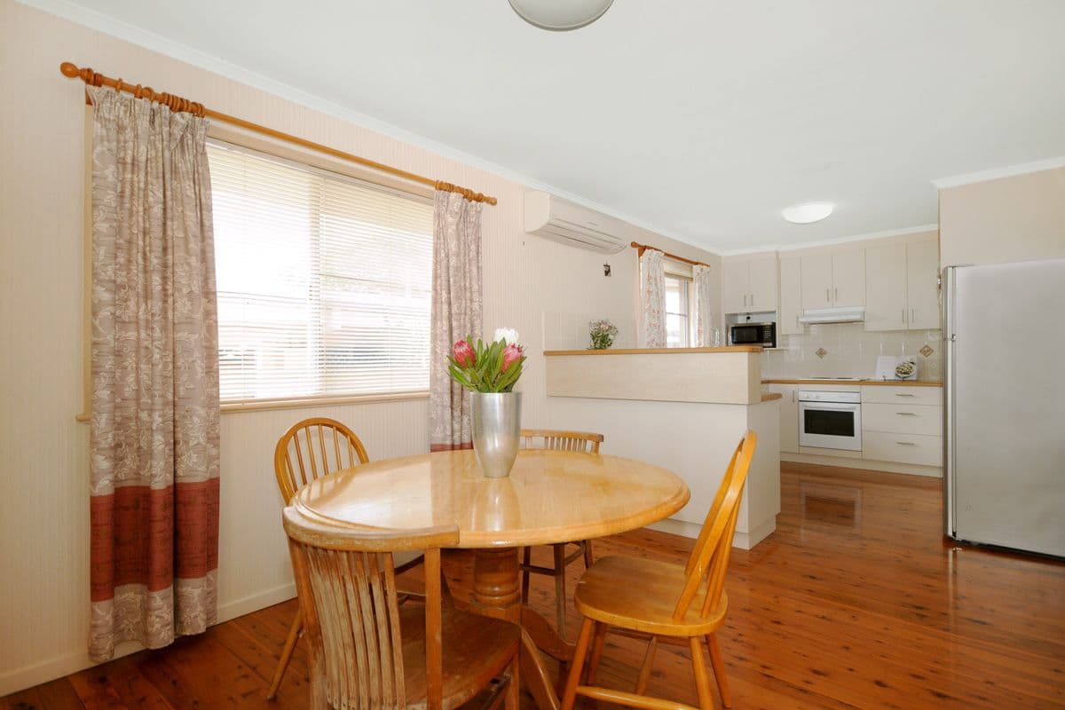 16 Wentworth Street, Centenary Heights QLD 4350, Centenary Heights - Thumbnail 3