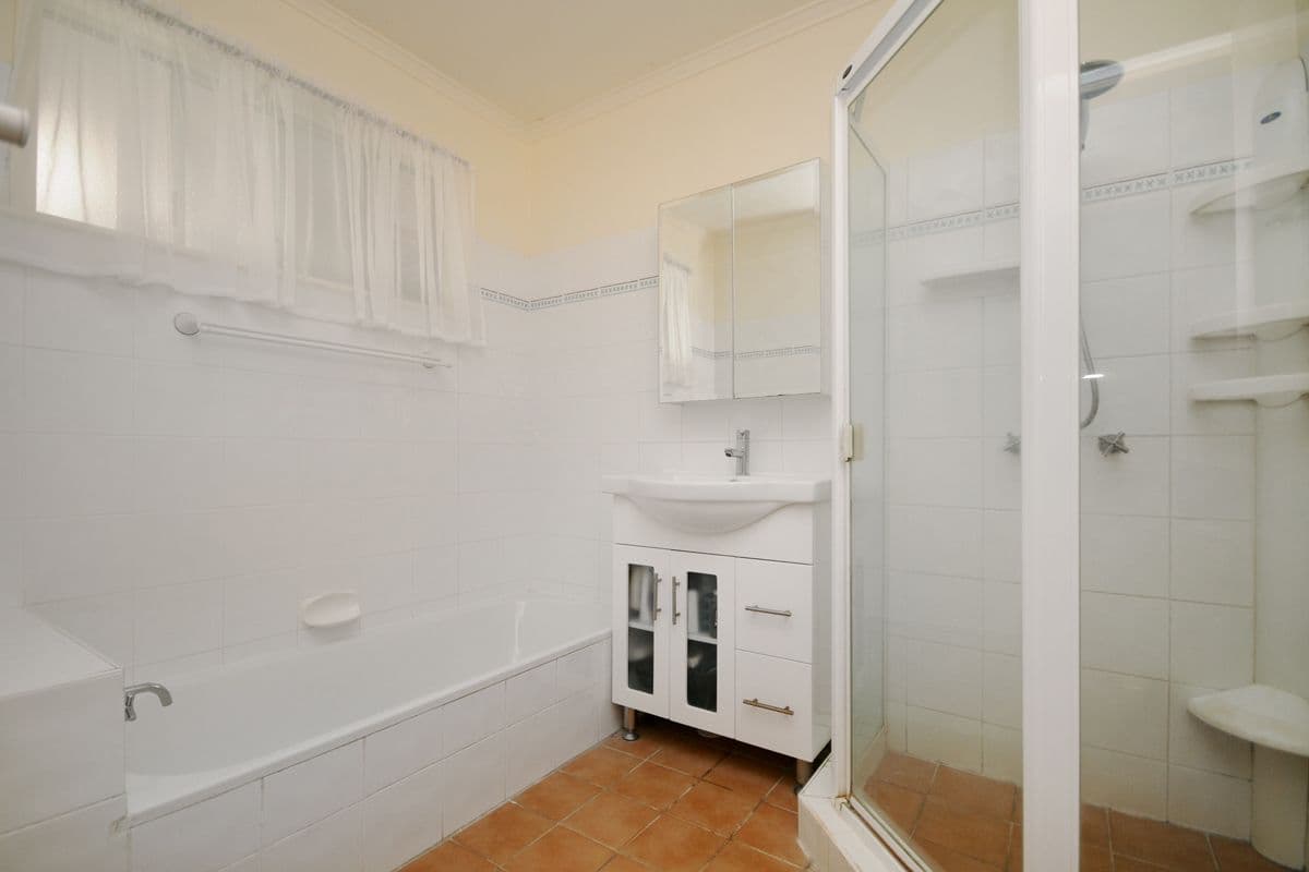 16 Wentworth Street, Centenary Heights QLD 4350, Centenary Heights - Thumbnail 7