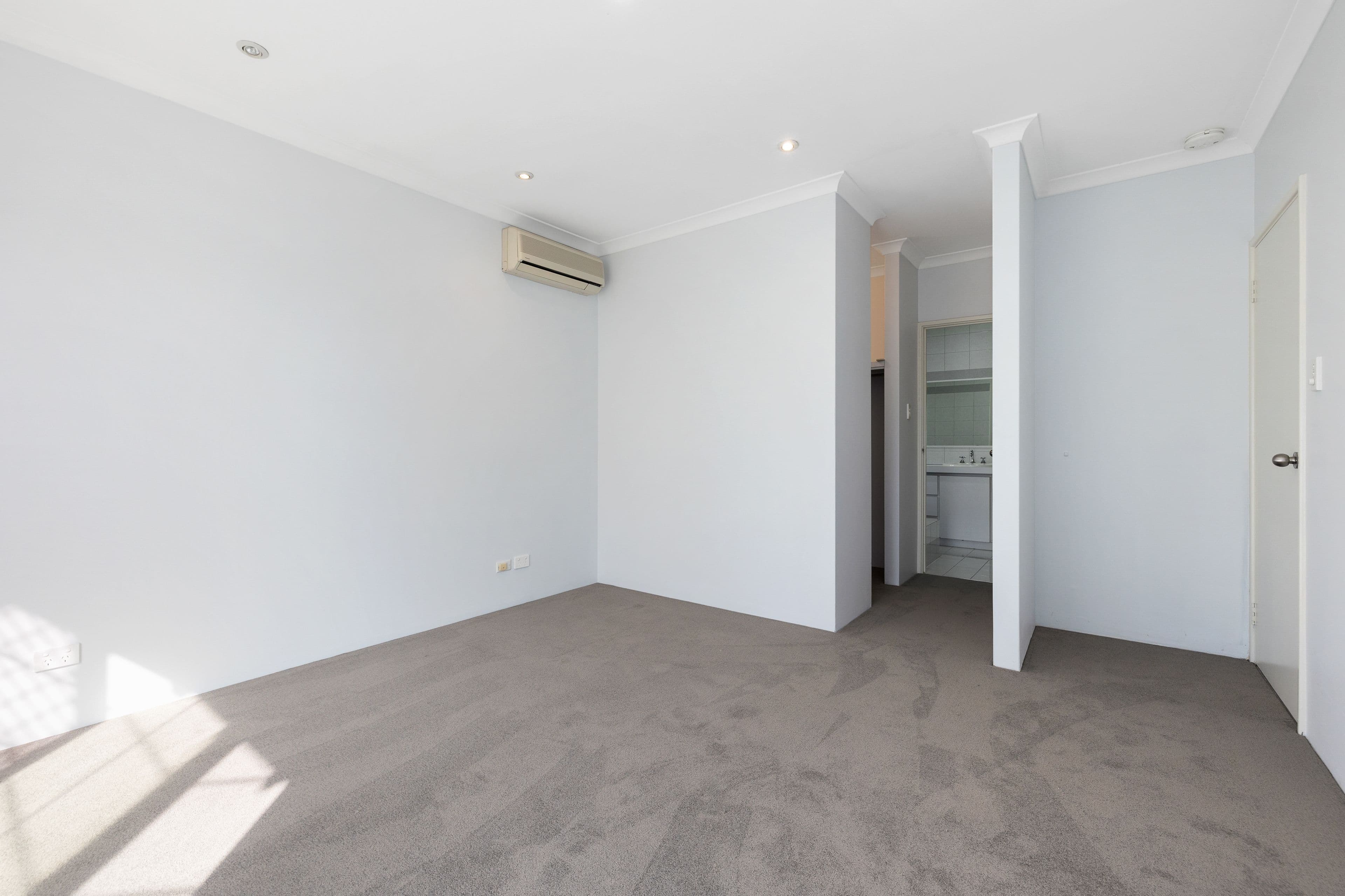 14 Bresnahan Place, Marangaroo WA 6064, Marangaroo - Thumbnail 6