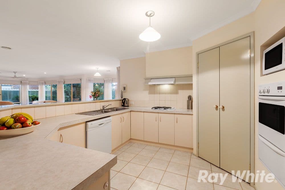 5 Primrose Place, Epping VIC 3076, Epping - Thumbnail 2
