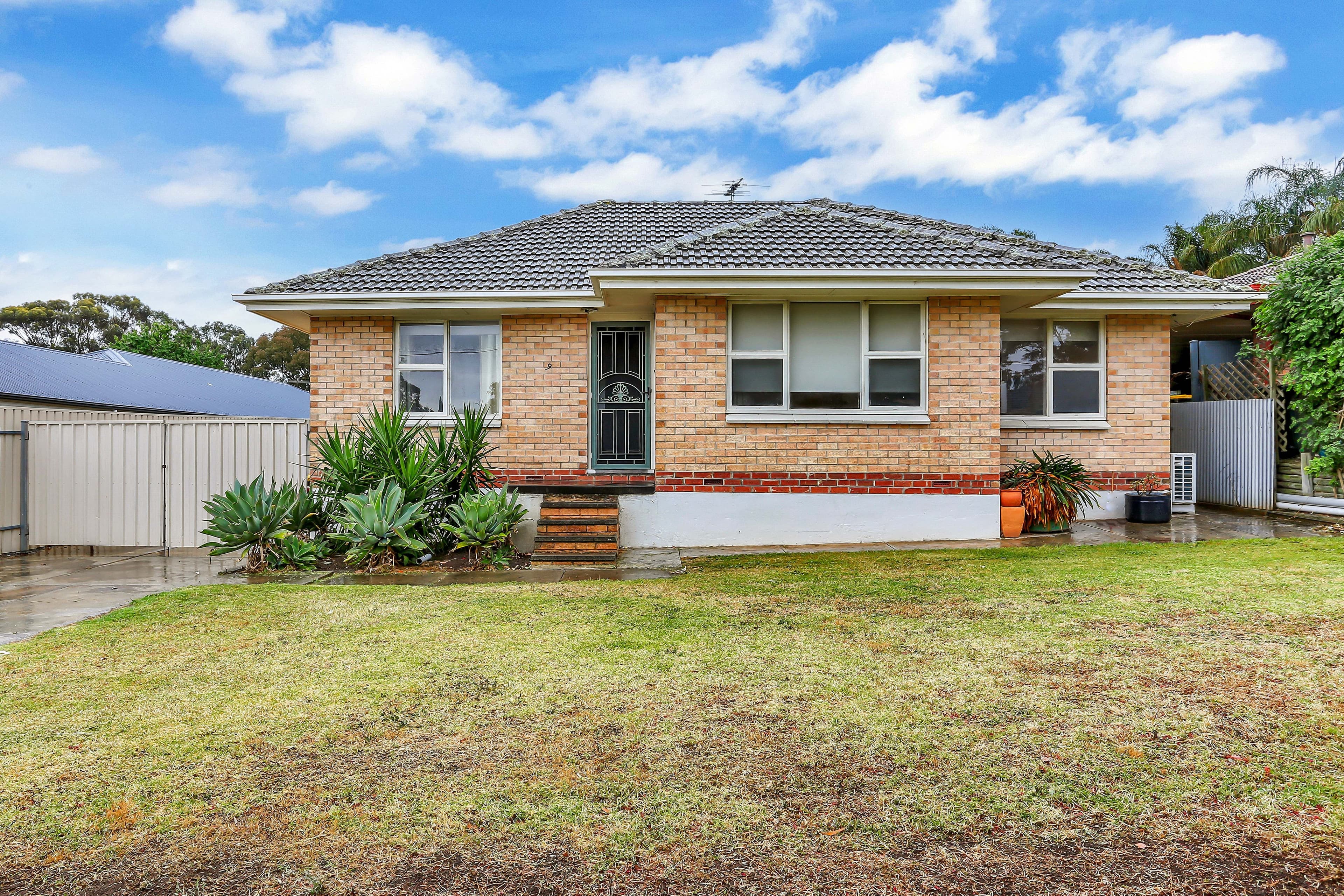 9 Gwinganna Crescent, Holden Hill SA 5088, Holden Hill - Image 1