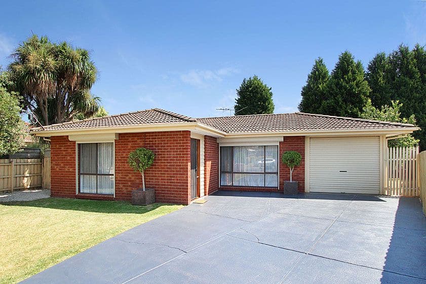 6 Bronsdon Court, MILL PARK VIC 3082, Mill Park - Image 1