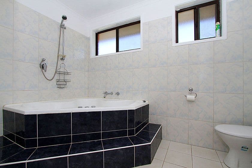 6 Bronsdon Court, MILL PARK VIC 3082, Mill Park - Thumbnail 7