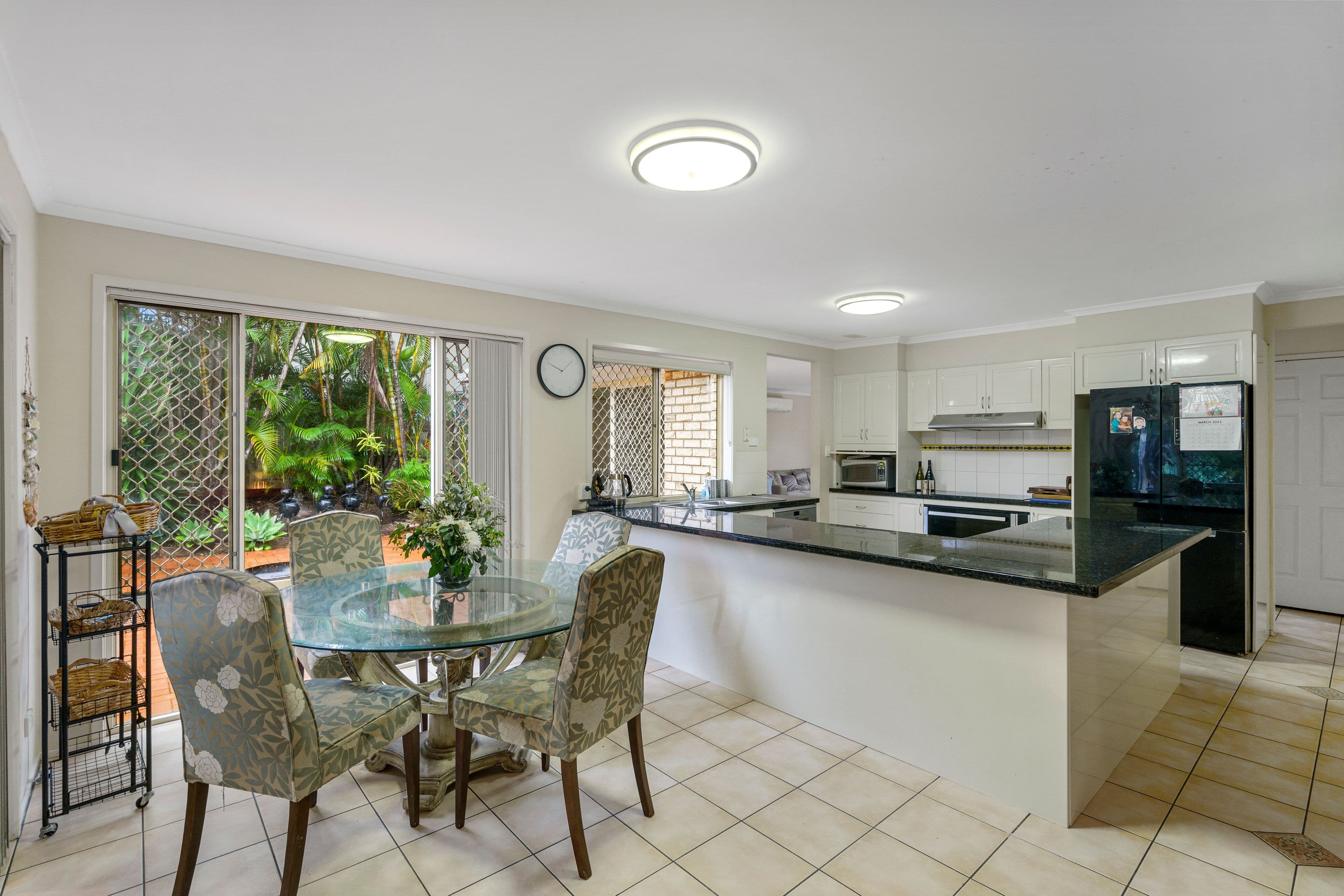 6 Robert Court, Redland Bay QLD 4165, Redland Bay - Thumbnail 5