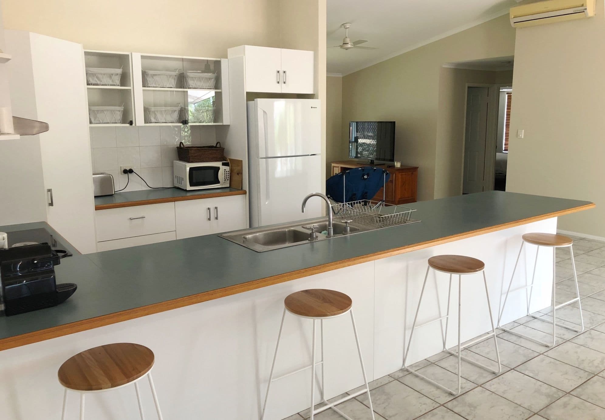 1 Carroll Street, Blacks Beach QLD 4740, Blacks Beach - Thumbnail 4