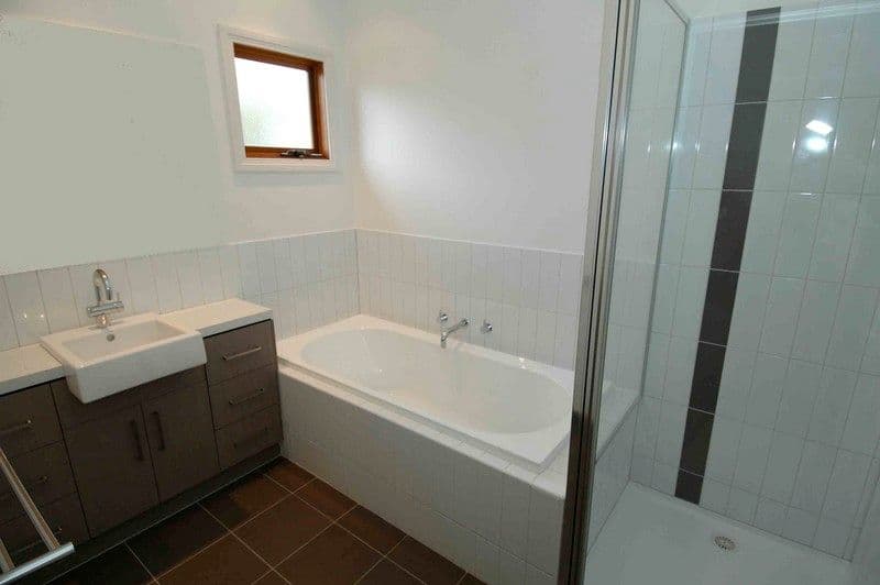 1-246 Eyre Street, ECHUCA VIC 3564, Echuca - Thumbnail 7