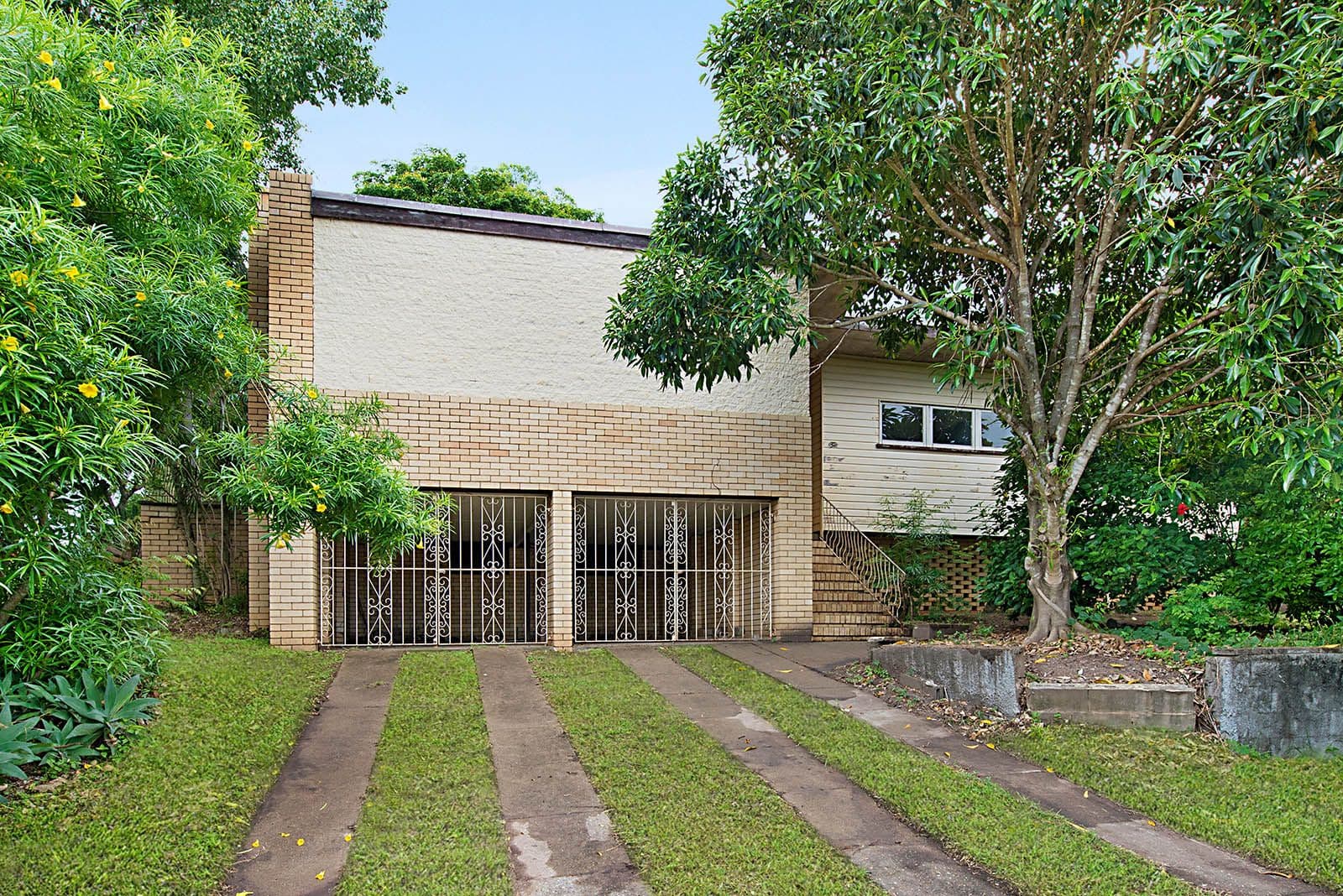 1 Baree Street, Kenmore QLD 4069, Kenmore - Image 1