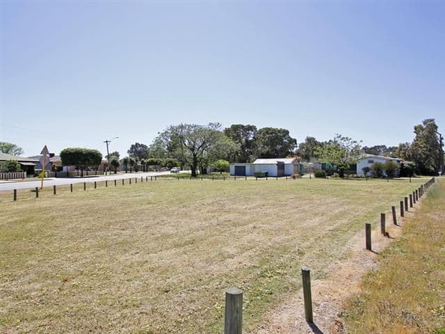 14 Kenwick Road, KENWICK WA 6107, Kenwick - Thumbnail 2