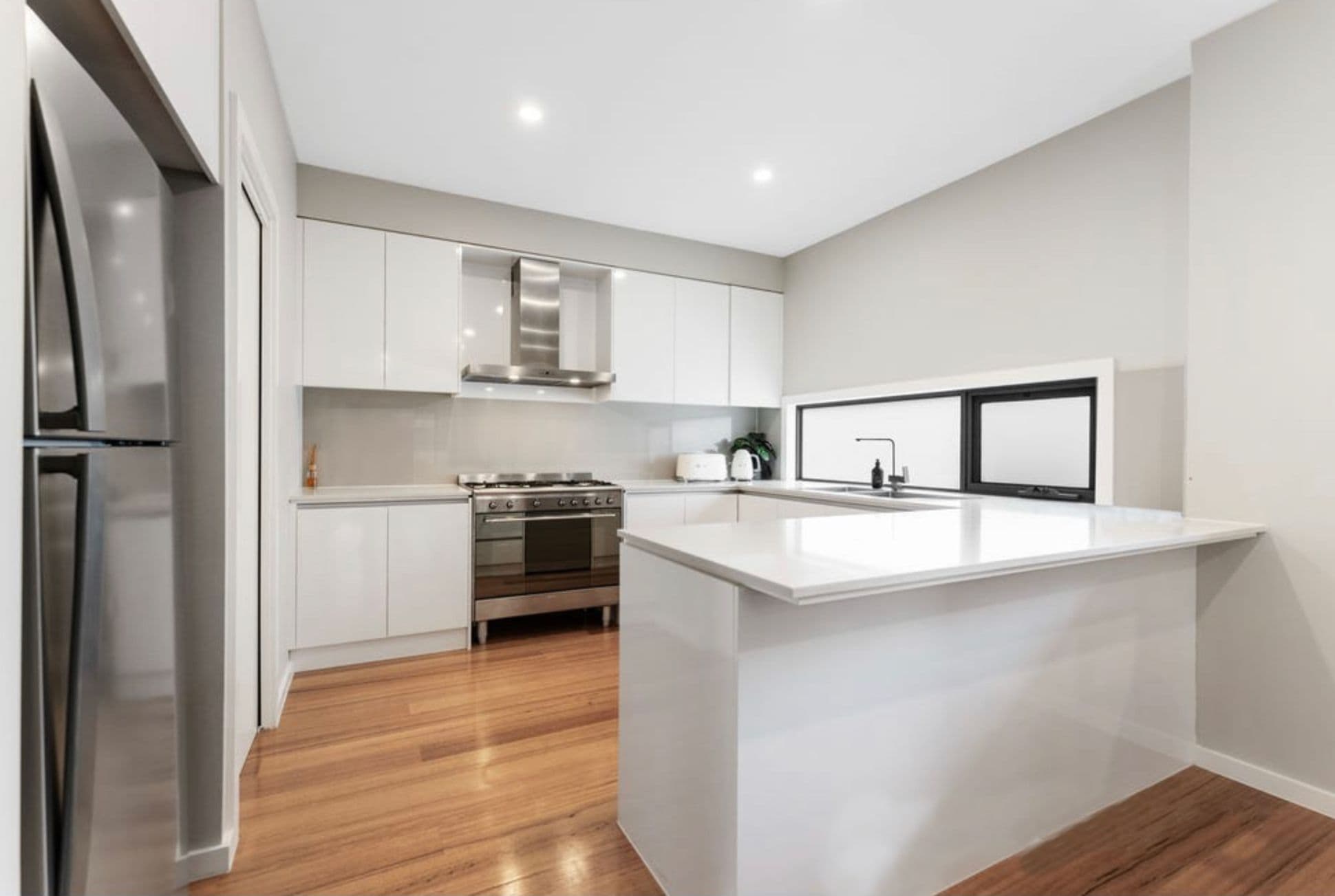 28 Nolan Avenue, Brooklyn VIC 3012, Brooklyn - Thumbnail 4