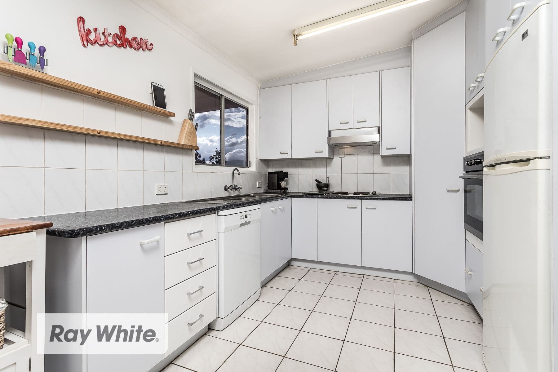 10 Melinda Street, Kallangur QLD 4503, Kallangur - Thumbnail 3