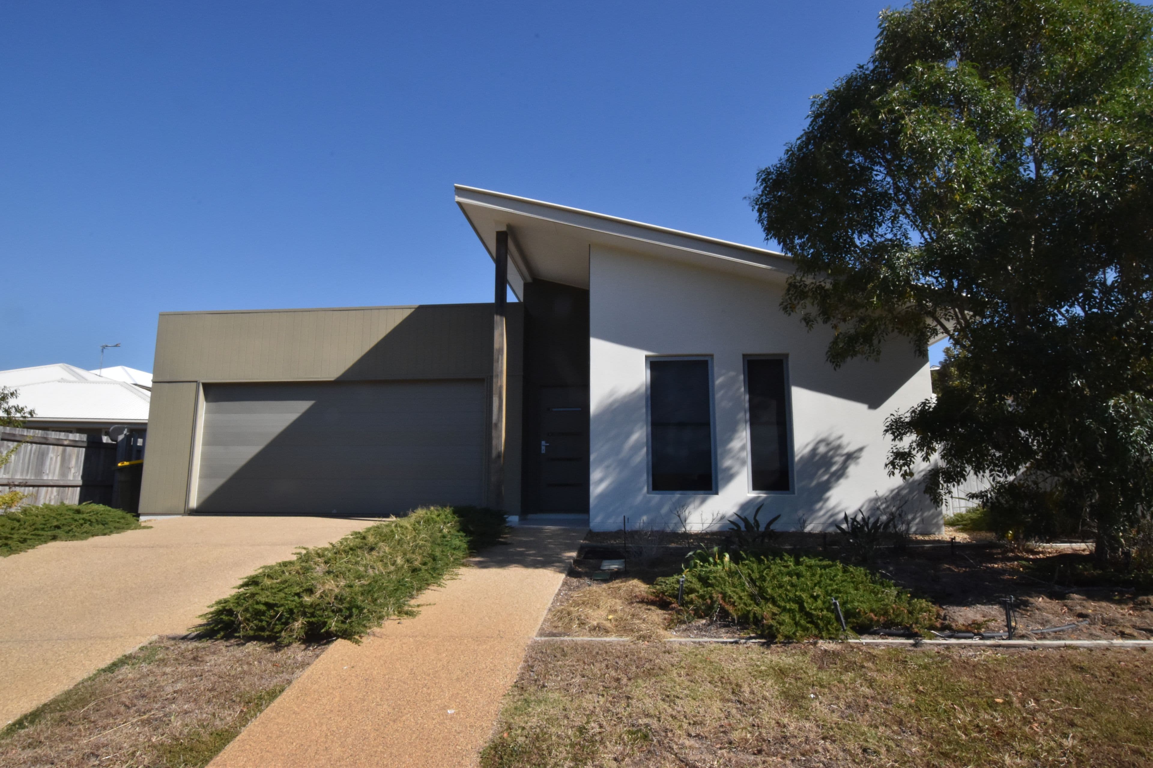 15 Telopea Place, Kirkwood QLD 4680, Kirkwood - Image 1