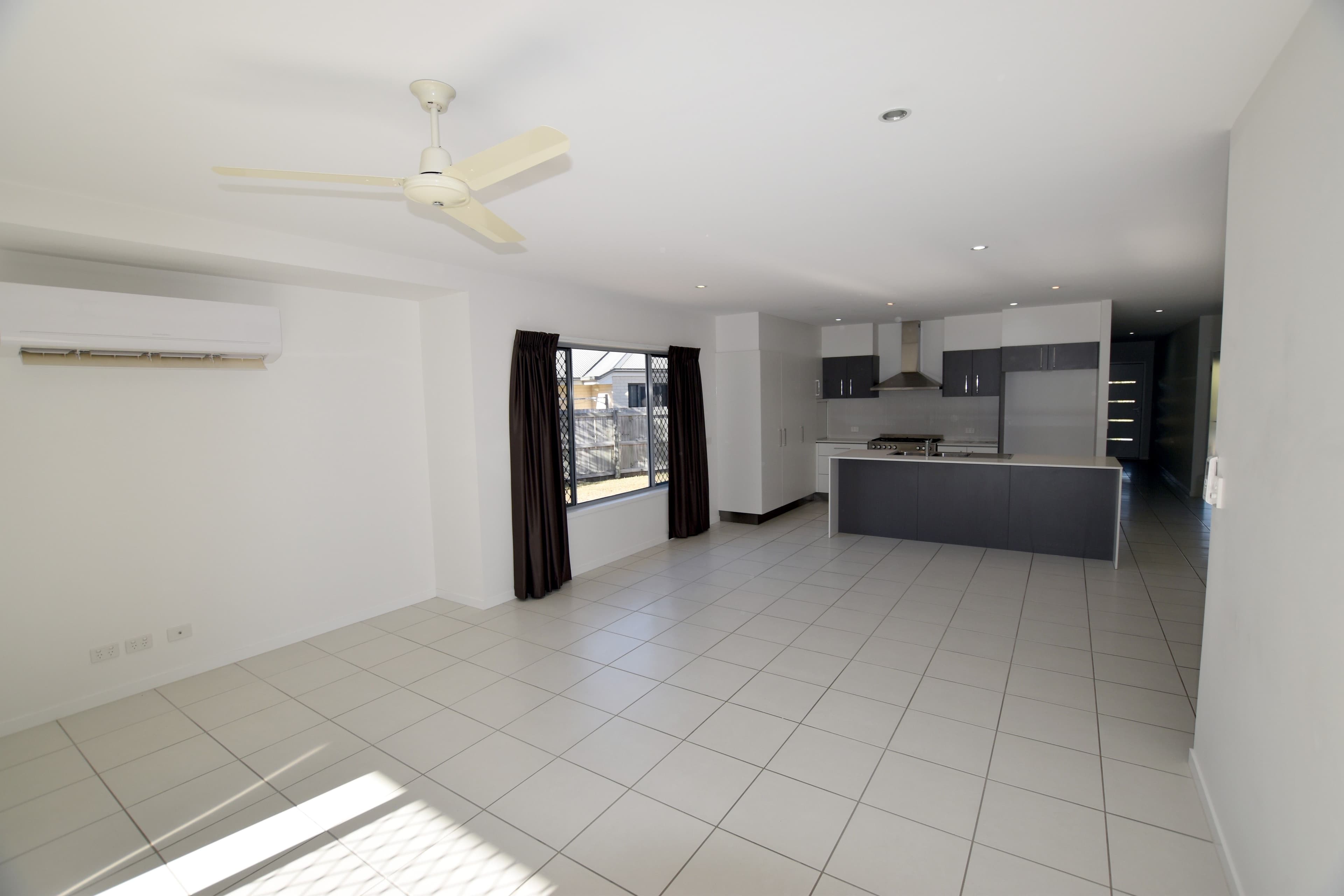 15 Telopea Place, Kirkwood QLD 4680, Kirkwood - Thumbnail 2