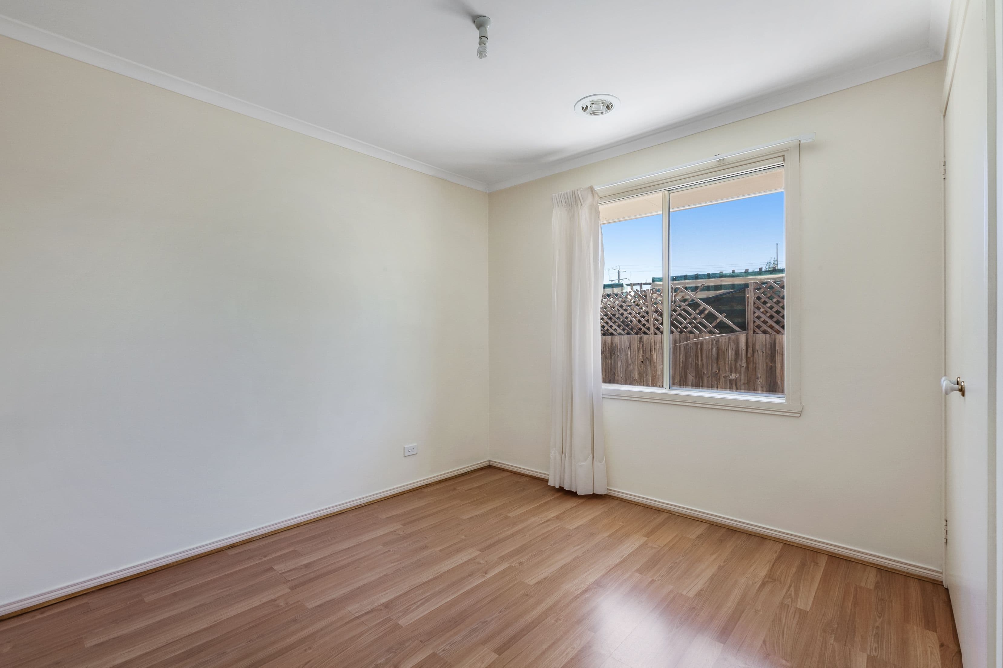 51 Elinda Place, Reservoir VIC 3073, Reservoir - Thumbnail 6