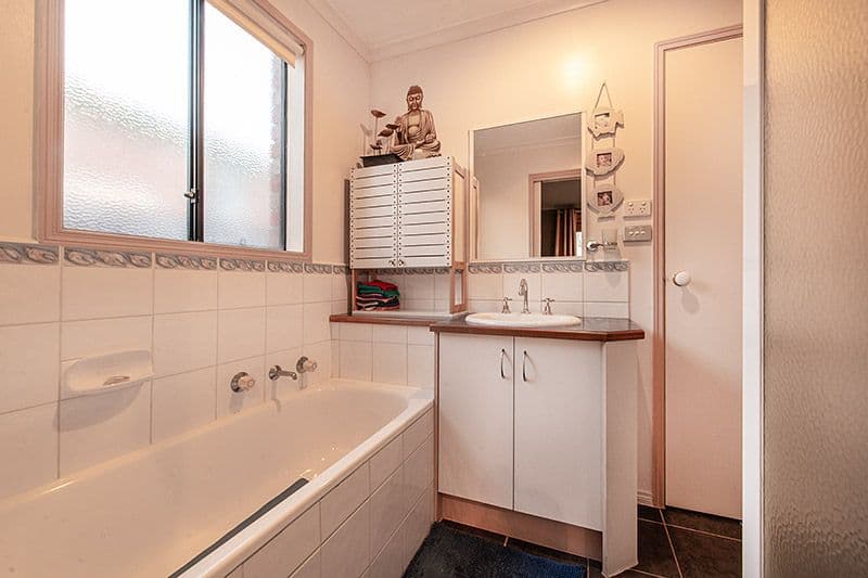 5 Tauna Place, Cranbourne West VIC 3977, Cranbourne West - Thumbnail 7