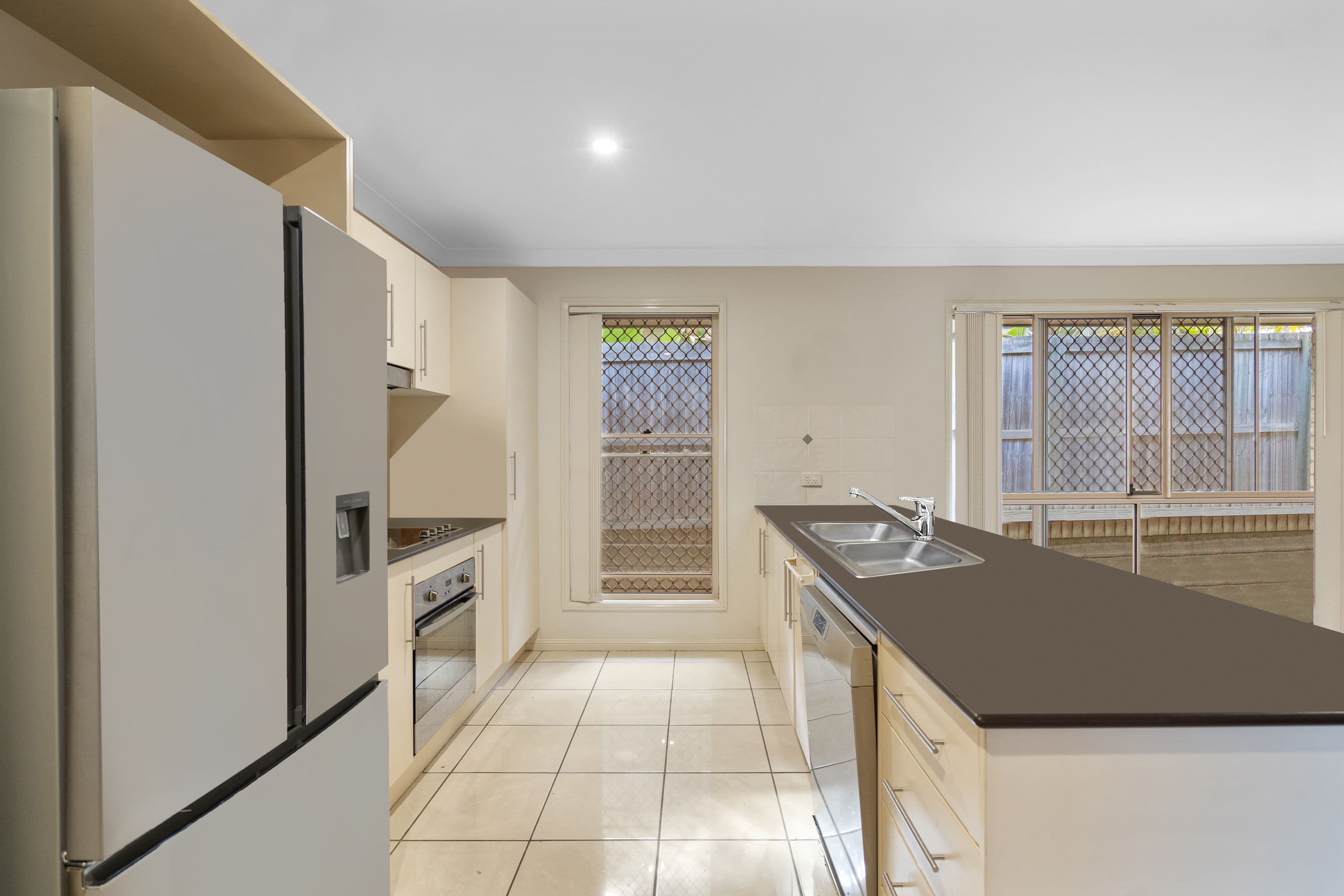 12 Greenwood Street, Springfield Lakes QLD 4300, Springfield Lakes - Thumbnail 3