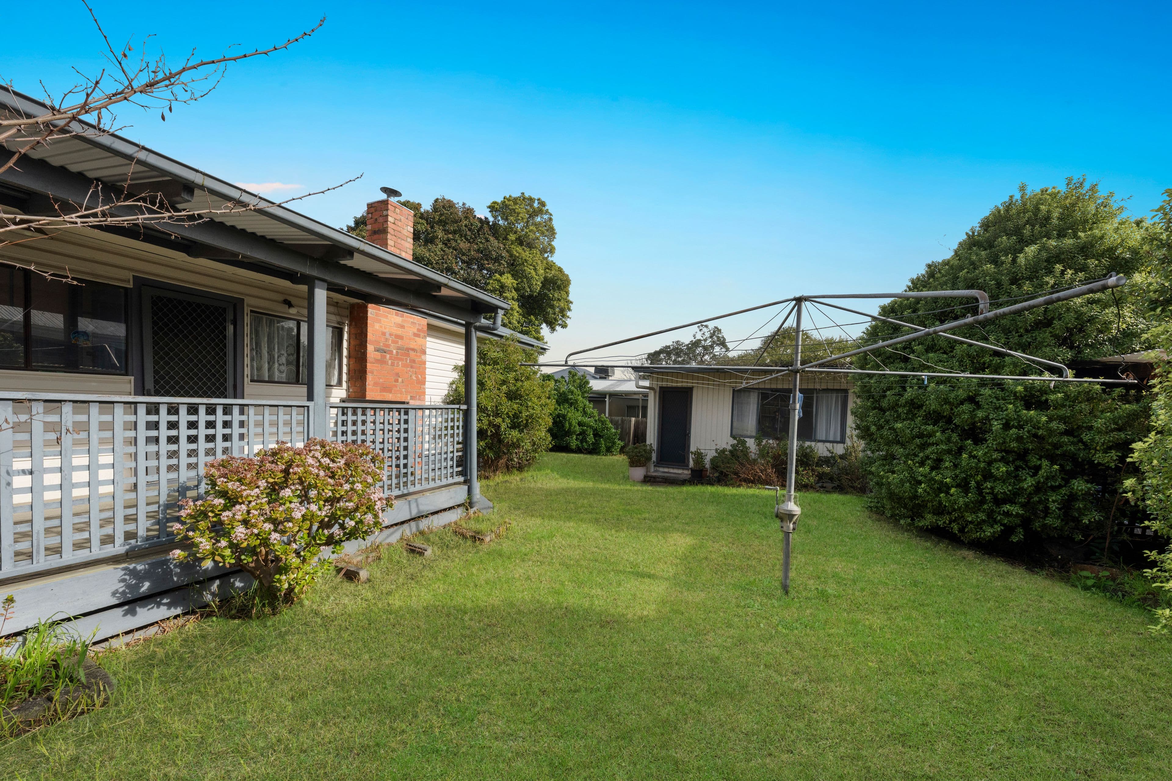 17 Veronica Street, Ferntree Gully VIC 3156, Ferntree Gully - Thumbnail 3