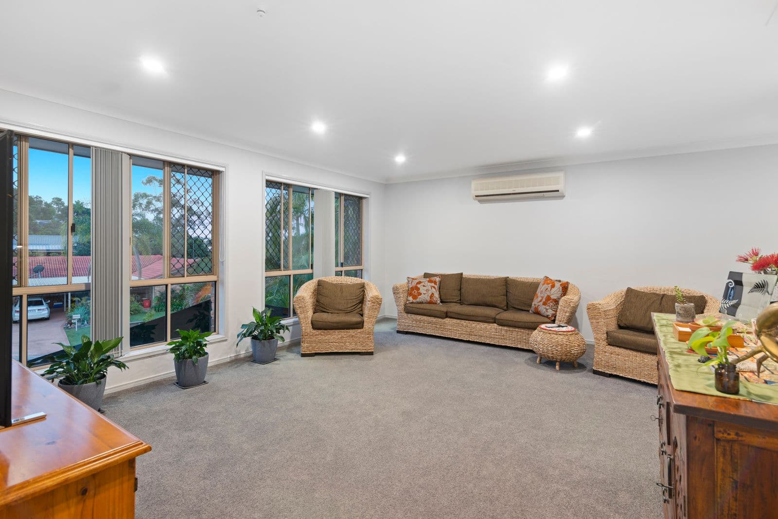 7 Capano Court, Elanora QLD 4221, Elanora - Thumbnail 4