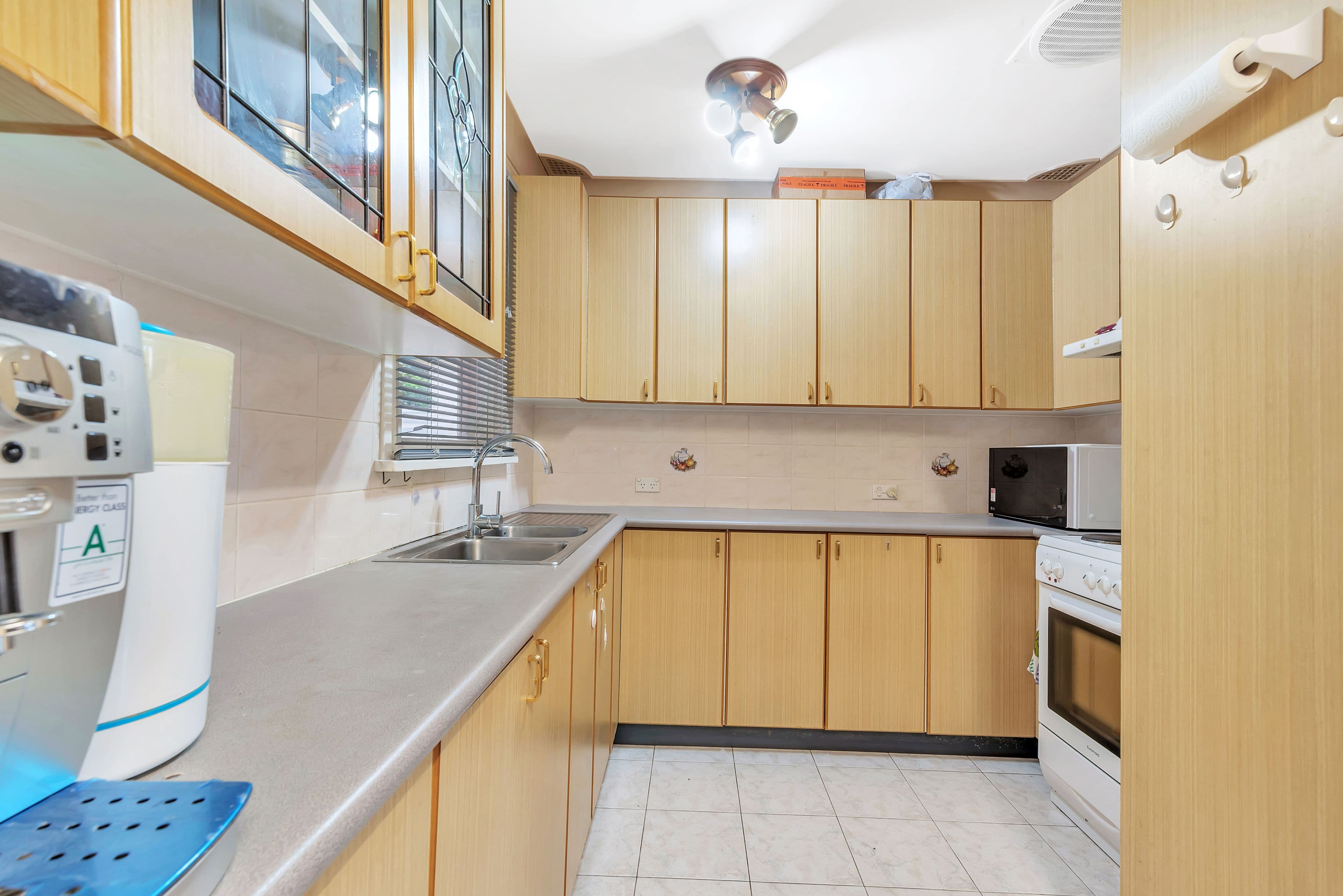 49 Aberdeen Road, Busby - Thumbnail 4
