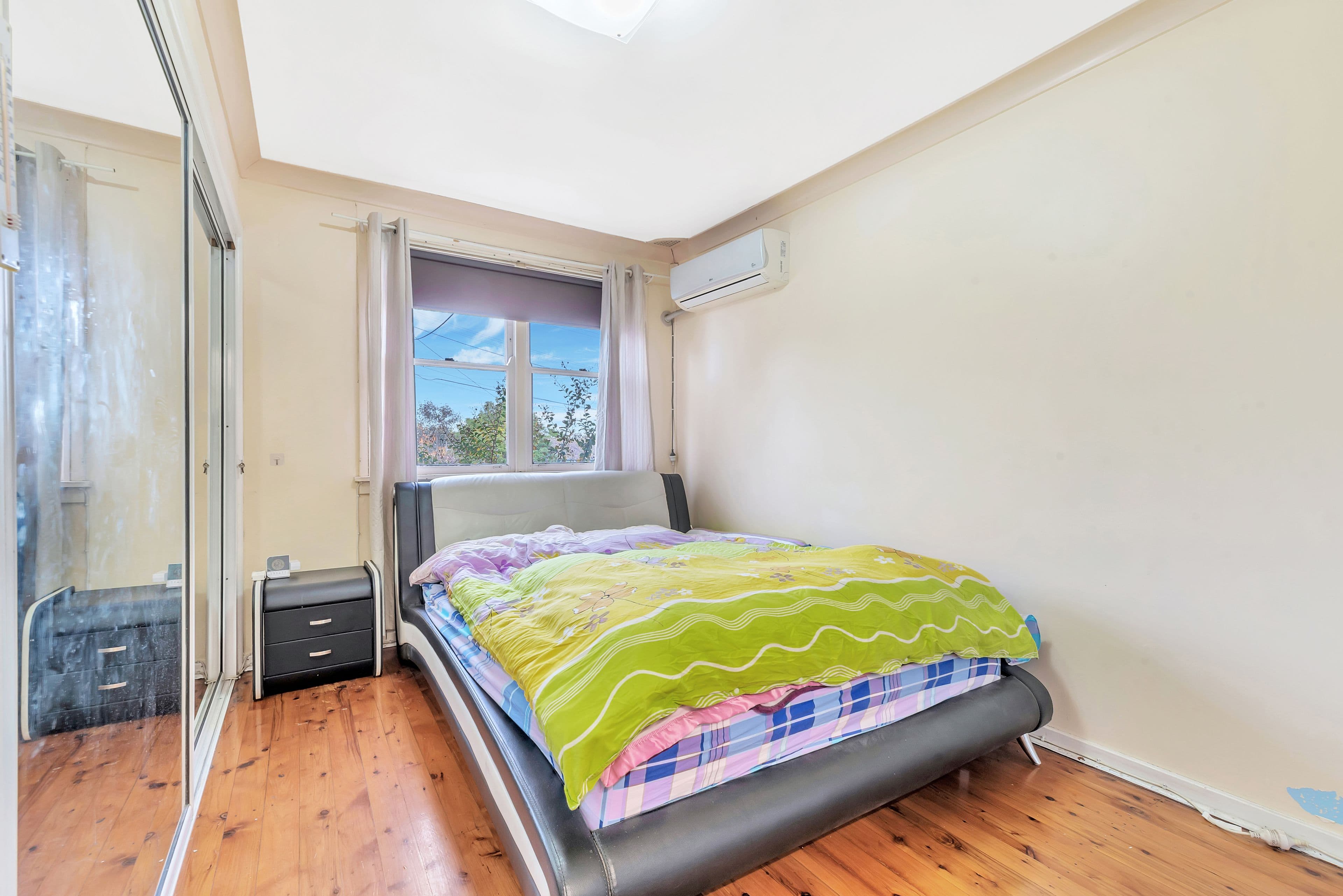 49 Aberdeen Road, Busby - Thumbnail 5