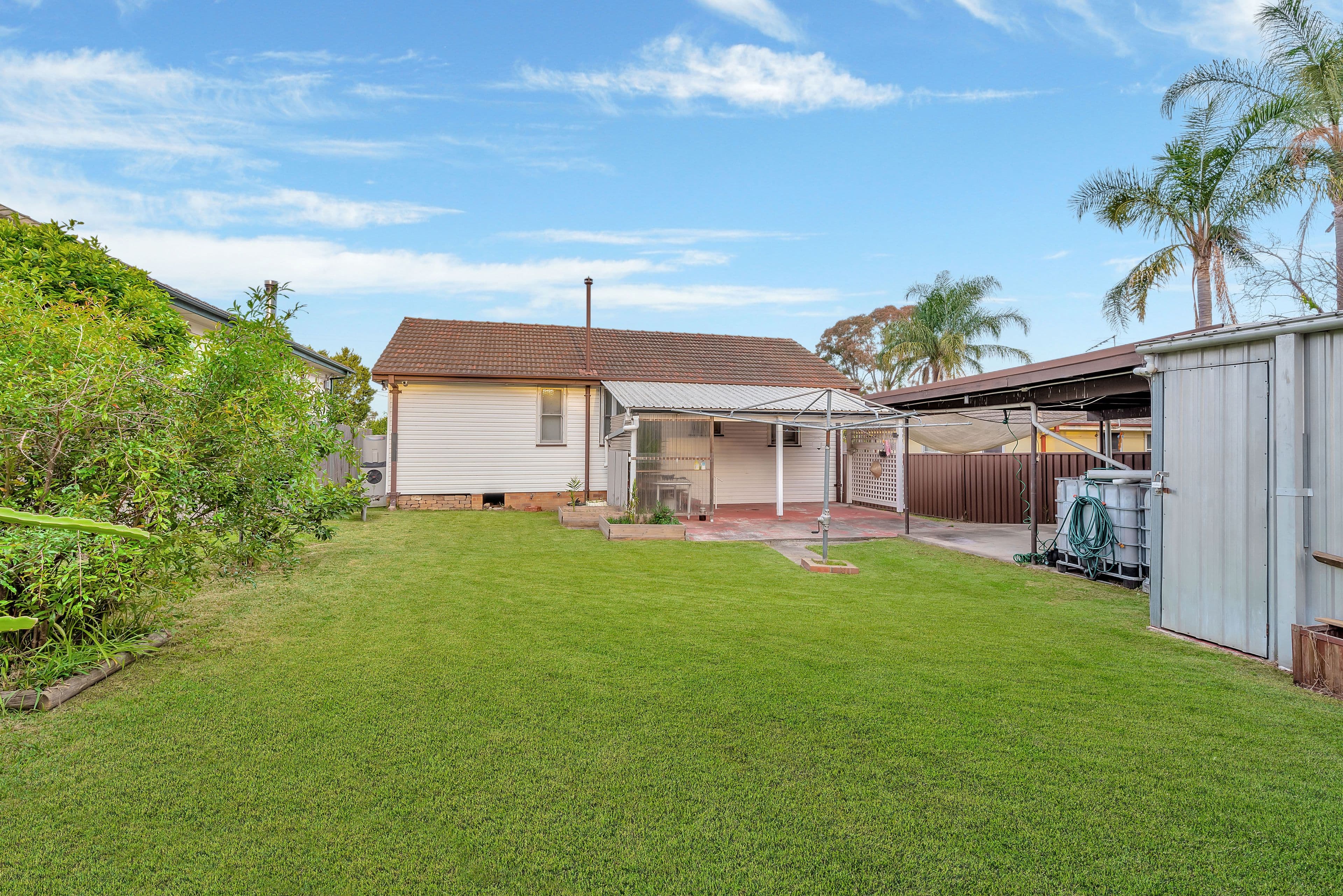 49 Aberdeen Road, Busby - Thumbnail 8