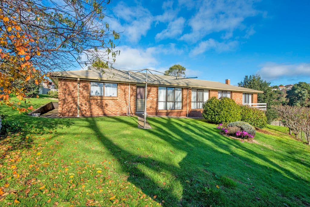 198 Mount Street, Upper Burnie TAS 7320, Upper Burnie - Thumbnail 8