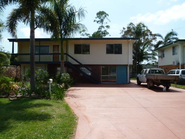 19 Irving Street, SOUTH MACKAY QLD 4740, South Mackay - Thumbnail 2