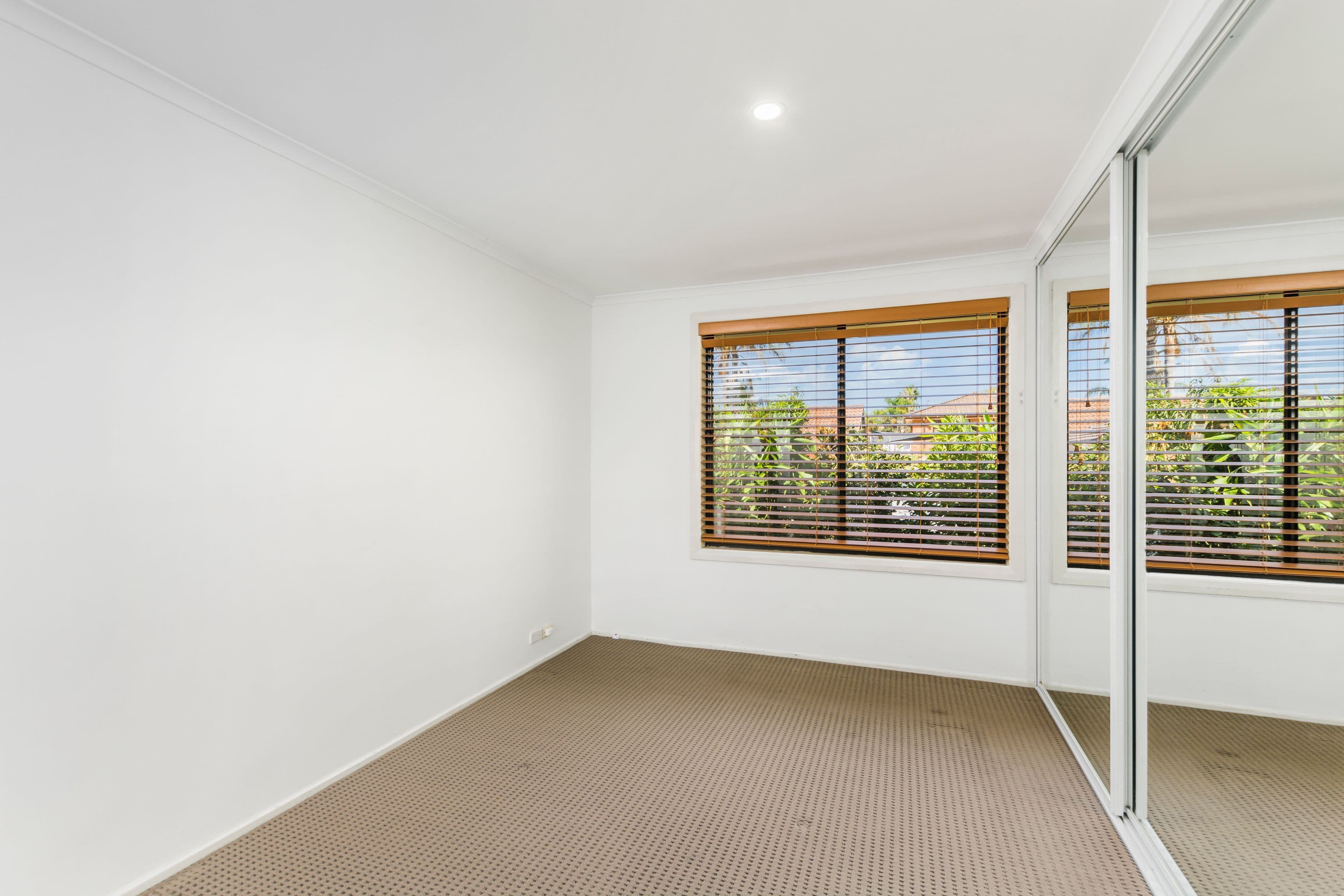 76 Kiarama Avenue, Kiama Downs - Thumbnail 5