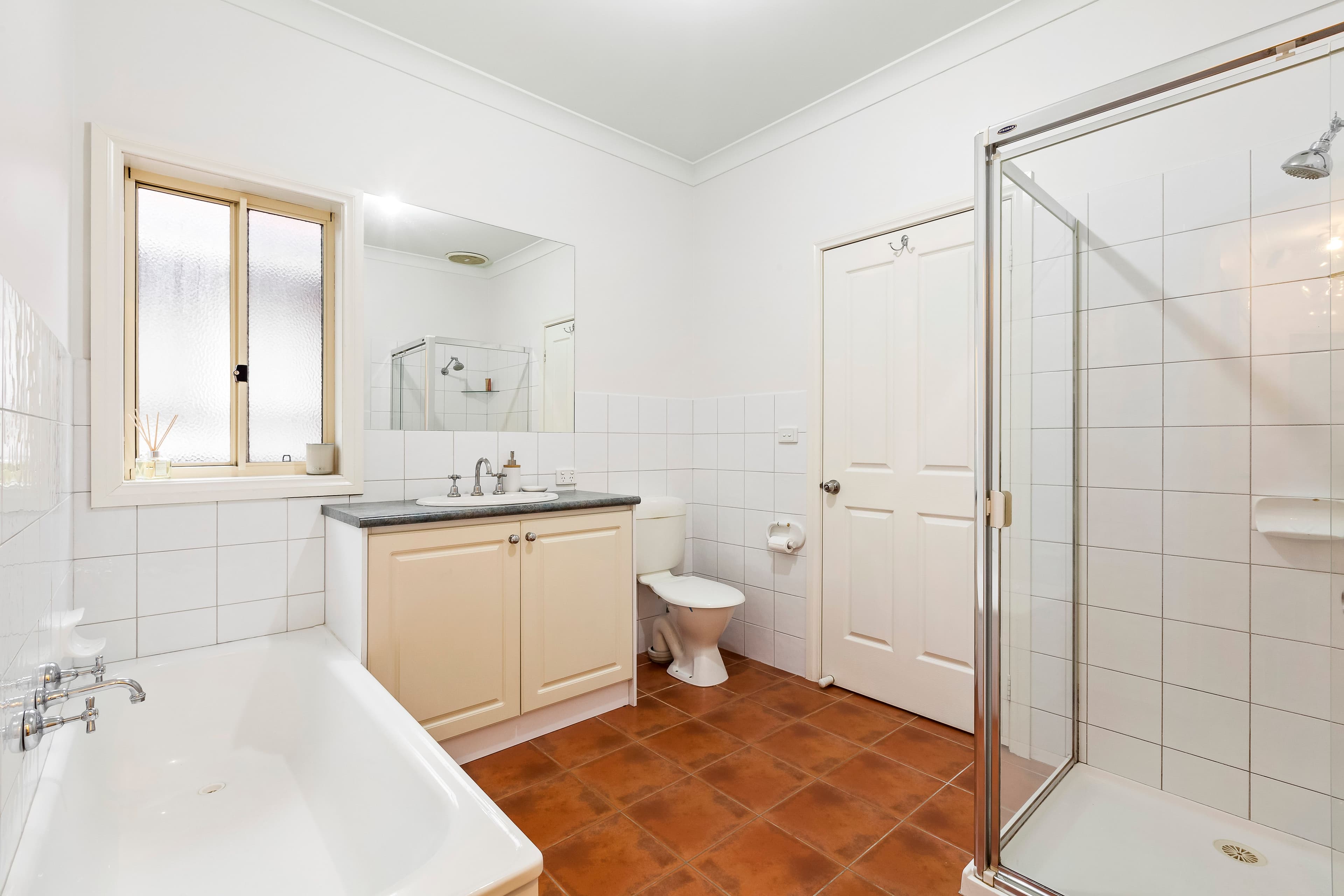 37 Stewart Road, Oakleigh East VIC 3166, Oakleigh East - Thumbnail 7