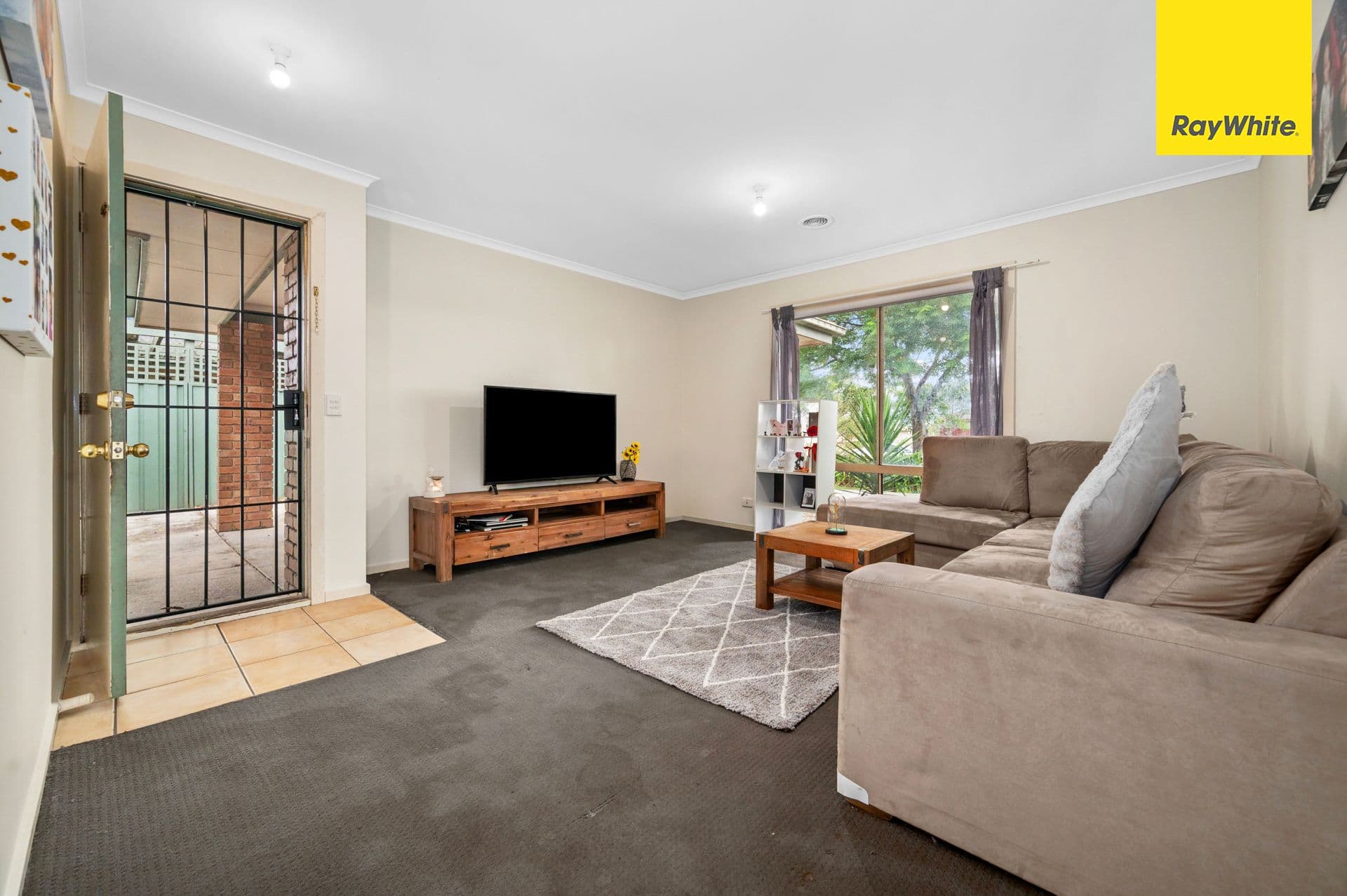 201 McDonalds Road, Epping VIC 3076, Epping - Thumbnail 2