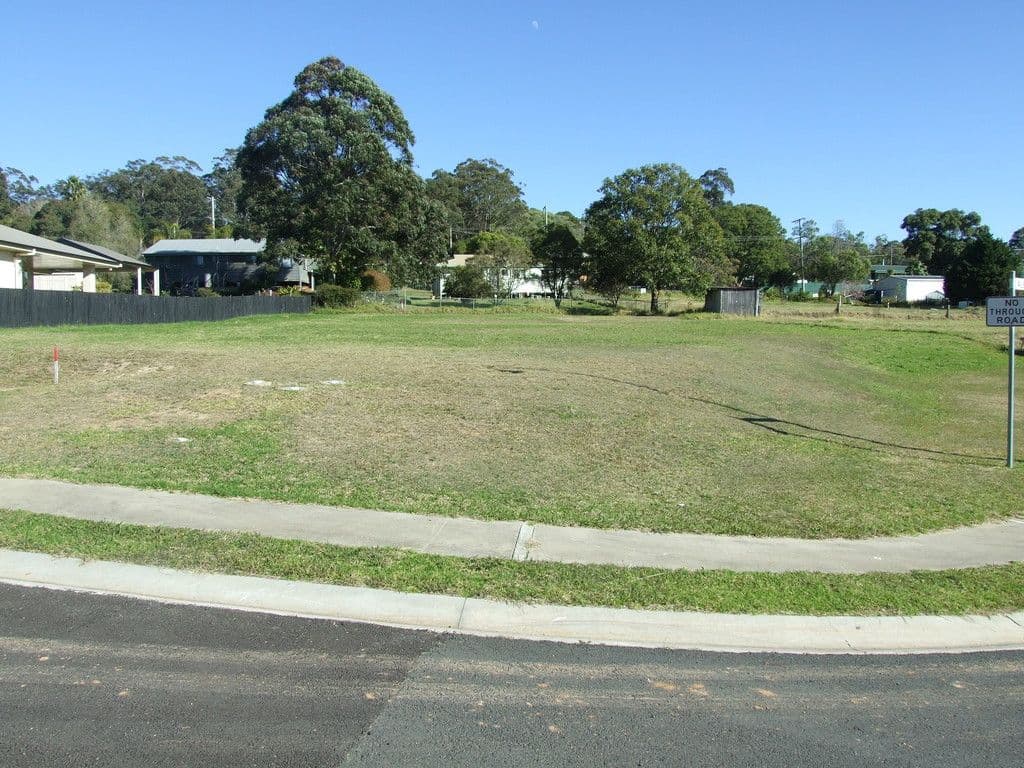 10 Lewis Street, Crows Nest QLD 4355, Crows Nest - Image 1