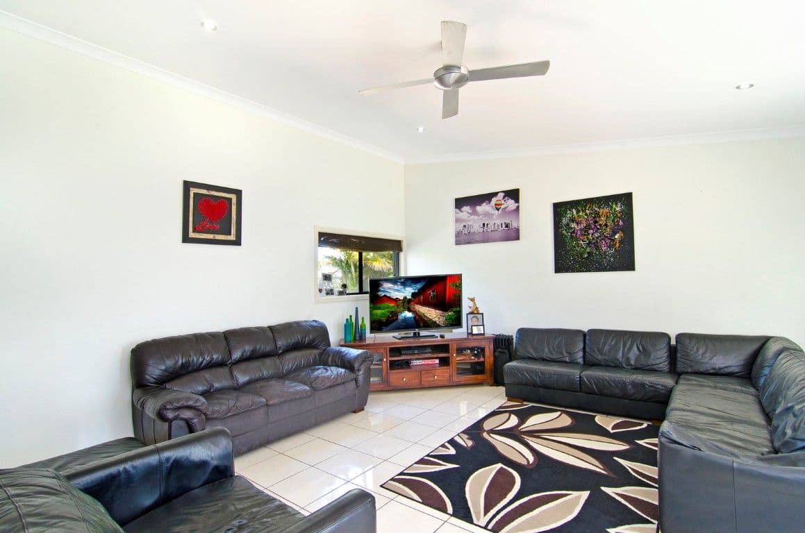 32 Illaroo Street, PALM BEACH QLD 4221, Palm Beach - Thumbnail 4