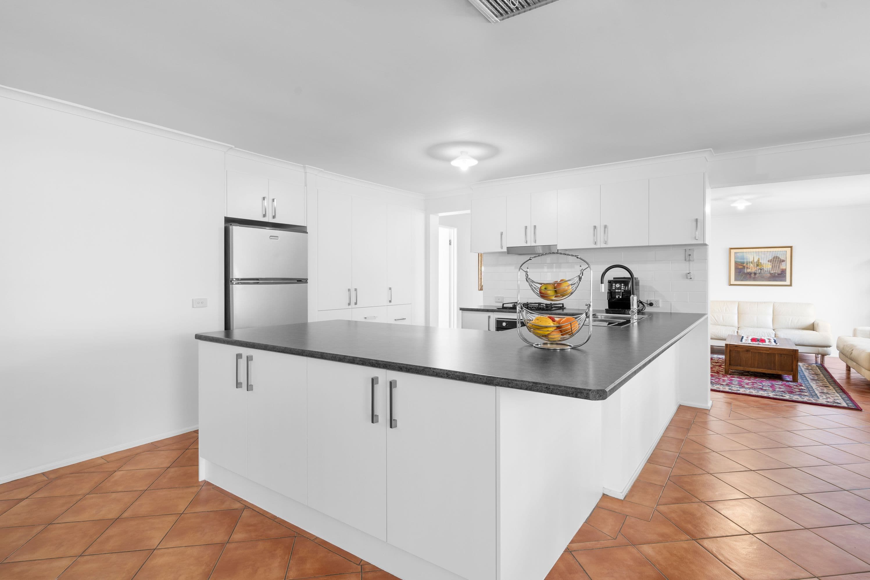 28 Yellowbox Avenue, South Morang VIC 3752, South Morang - Thumbnail 3