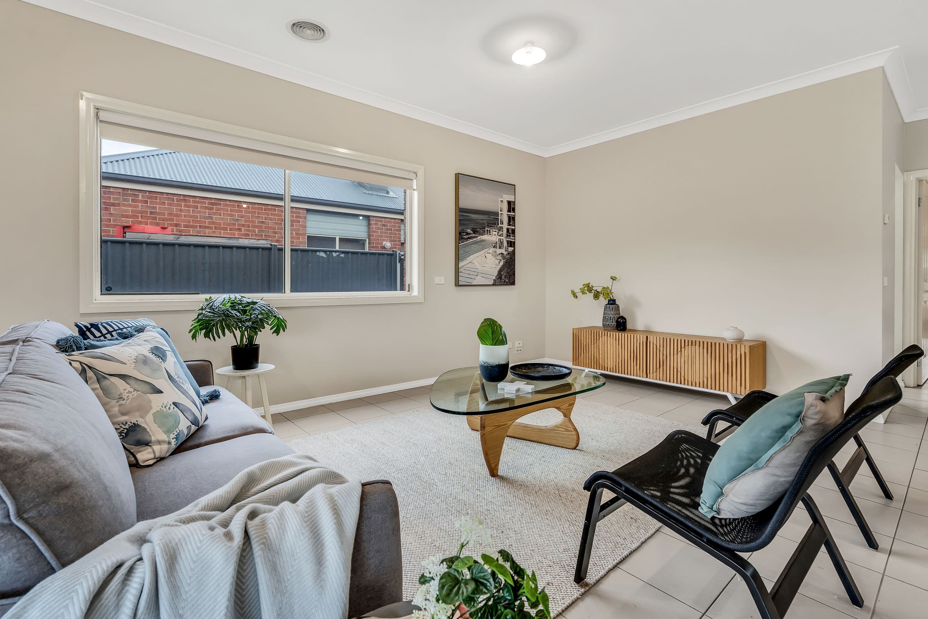 11 Gippsland Way, Craigieburn VIC 3064, Craigieburn - Thumbnail 3
