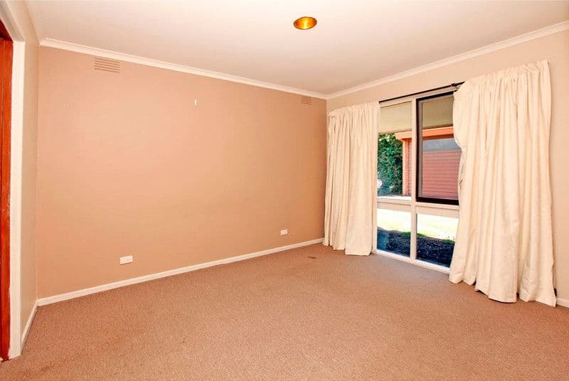 2 Millar Road, TULLAMARINE VIC 3043, Tullamarine - Thumbnail 4