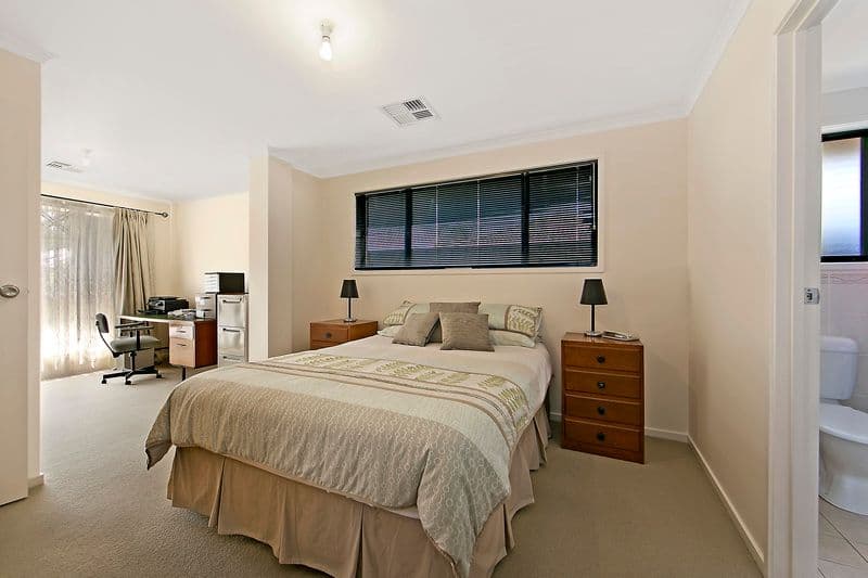 13 Clift Close, Evanston SA 5116, Evanston - Thumbnail 2