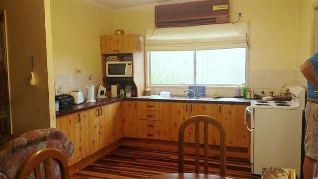 11 Endeavour Avenue, MISSION BEACH QLD 4852, Mission Beach - Thumbnail 3