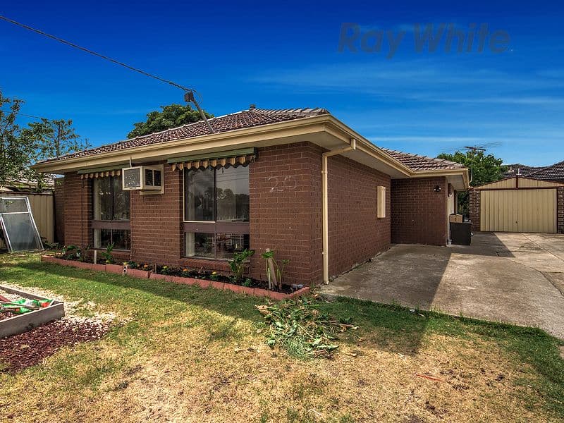 20 Kurung Drive, Kings Park VIC 3021, Kings Park - Image 1