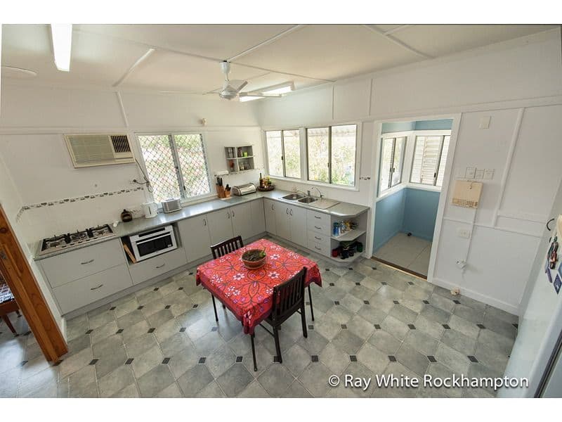 35 Bracher Street, WANDAL QLD 4700, Wandal - Thumbnail 2