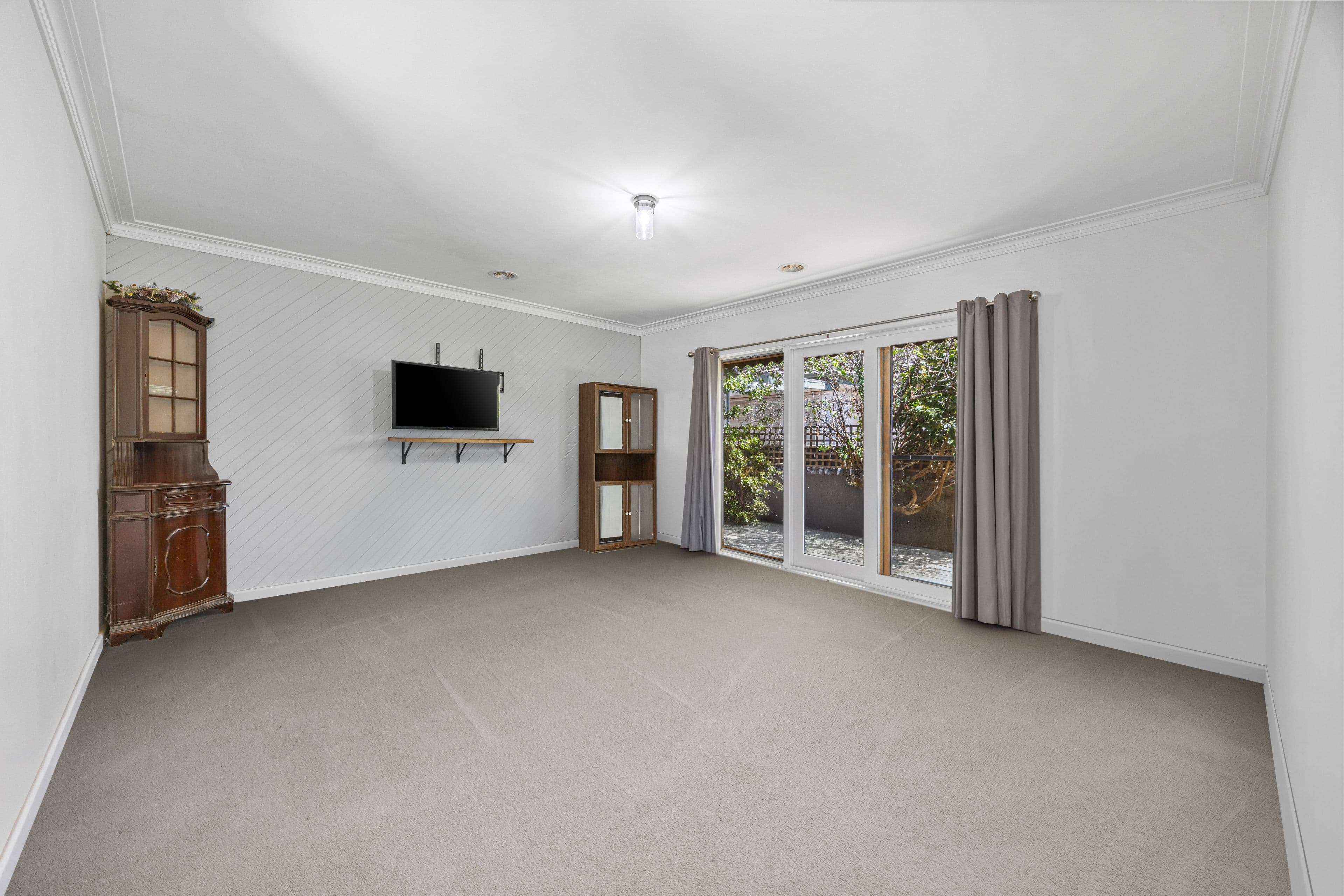1 Leonard Street, Wendouree VIC 3355, Wendouree - Thumbnail 7