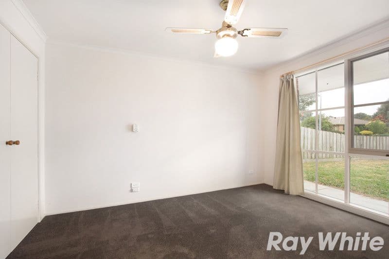 5 Albyn Close, Pakenham VIC 3810, Pakenham - Thumbnail 5