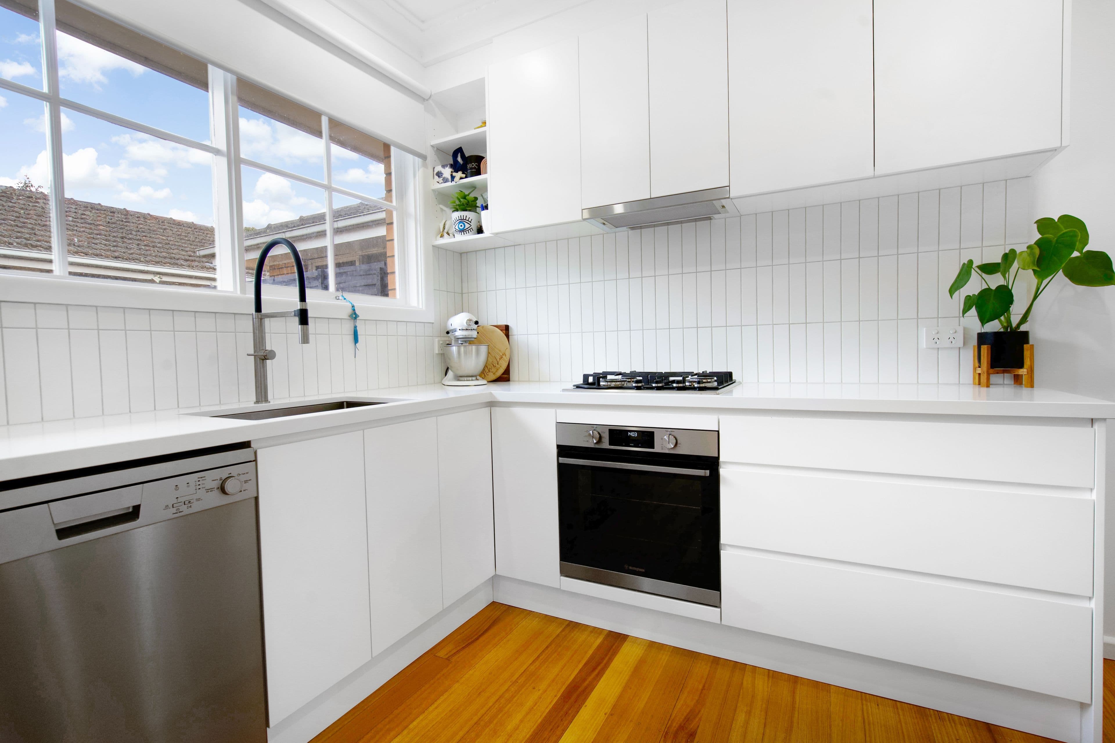 672 Whitehorse Road (Enter Via Victoria Crescent), Mont Albert VIC 3127, Mont Albert - Thumbnail 8