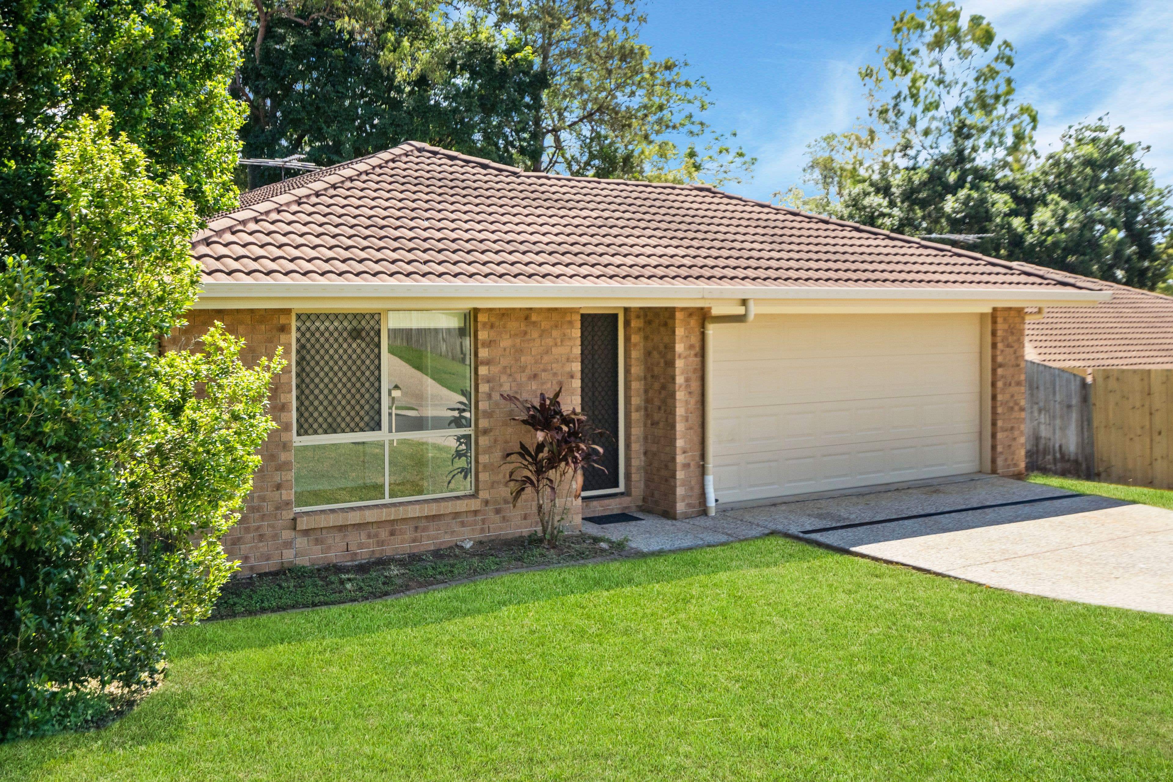 37 Chanel Court, Wulkuraka QLD 4305, Wulkuraka - Thumbnail 2