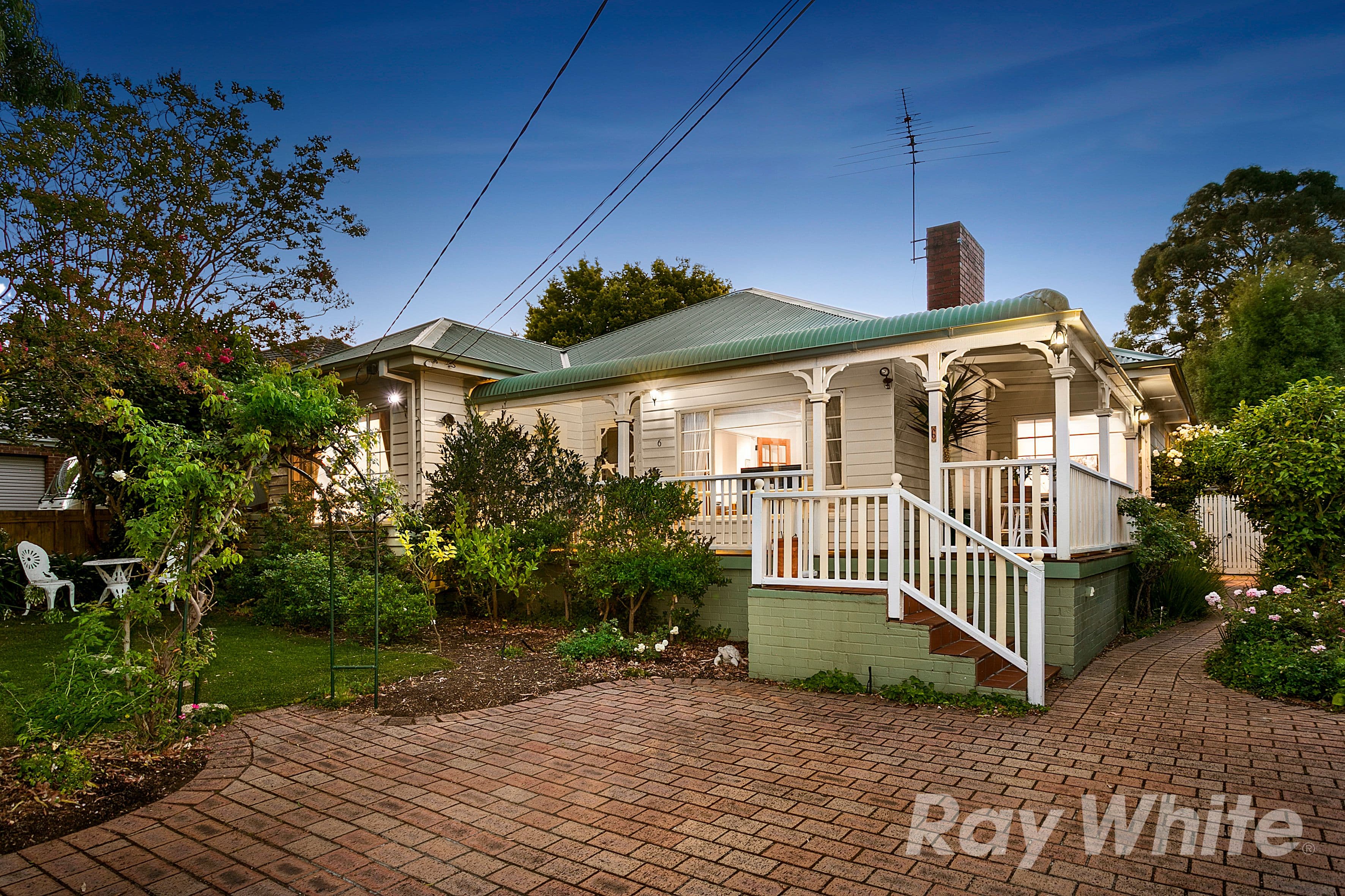 6 Highview Grove, Burwood East VIC 3151, Burwood East - Image 1