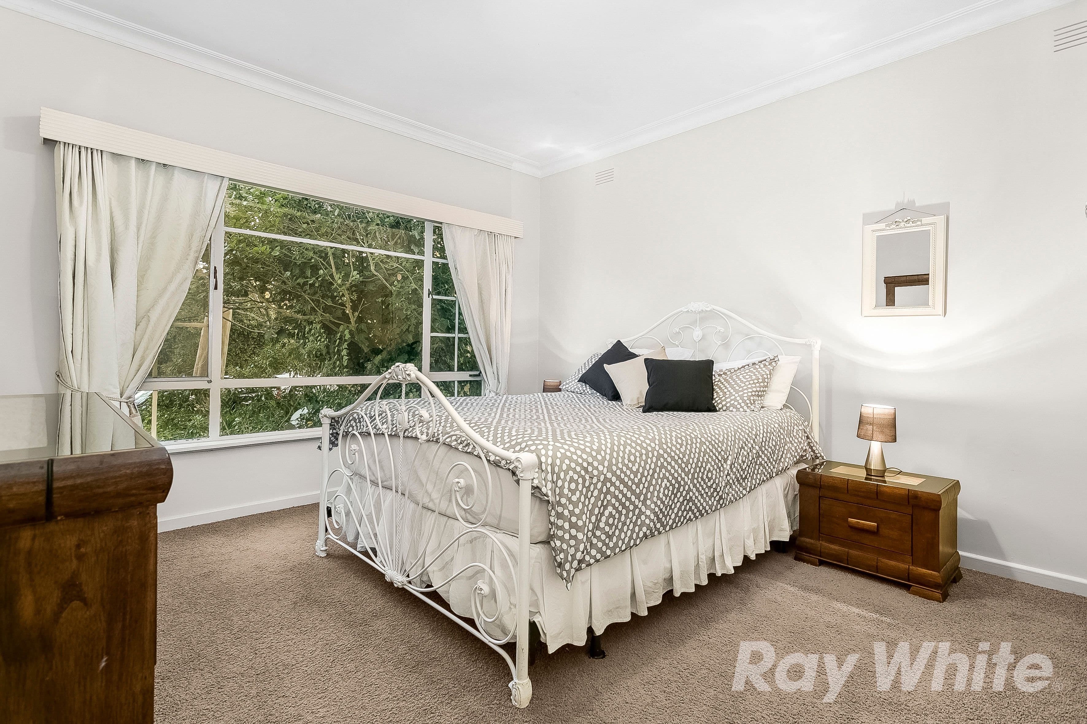 6 Highview Grove, Burwood East VIC 3151, Burwood East - Thumbnail 6