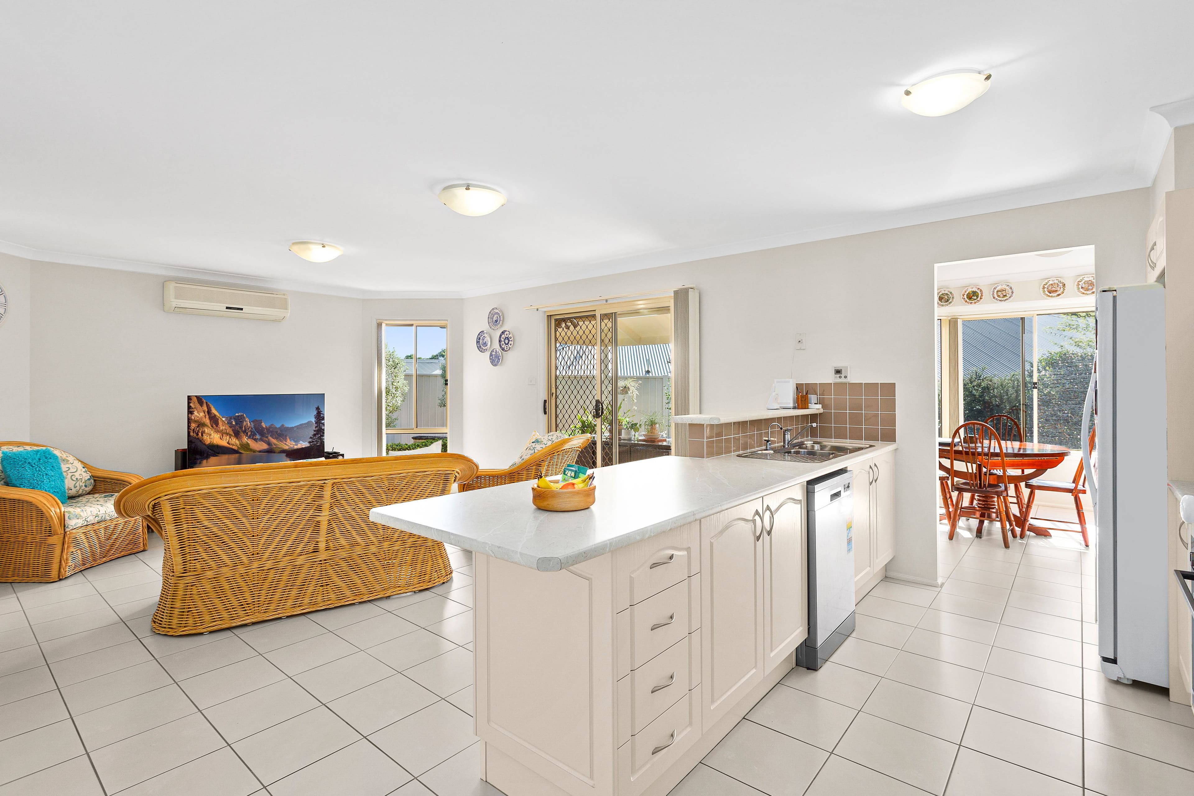 20 Waterford Terrace, Albion Park NSW 2527, Albion Park - Thumbnail 2