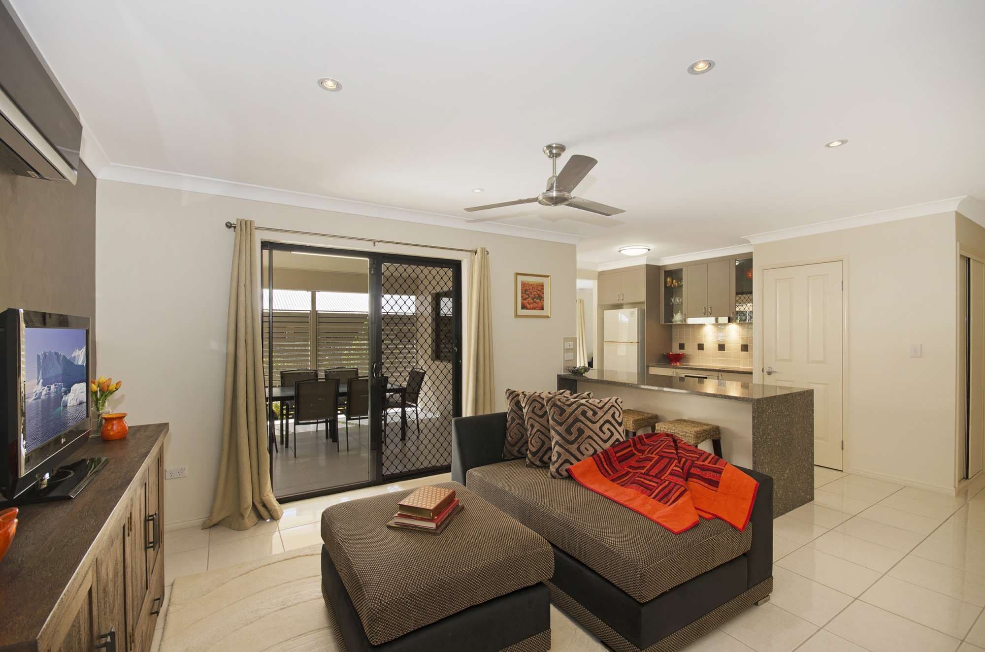 20 Redbank Court, MOUNT LOUISA QLD 4814, Mount Louisa - Thumbnail 2
