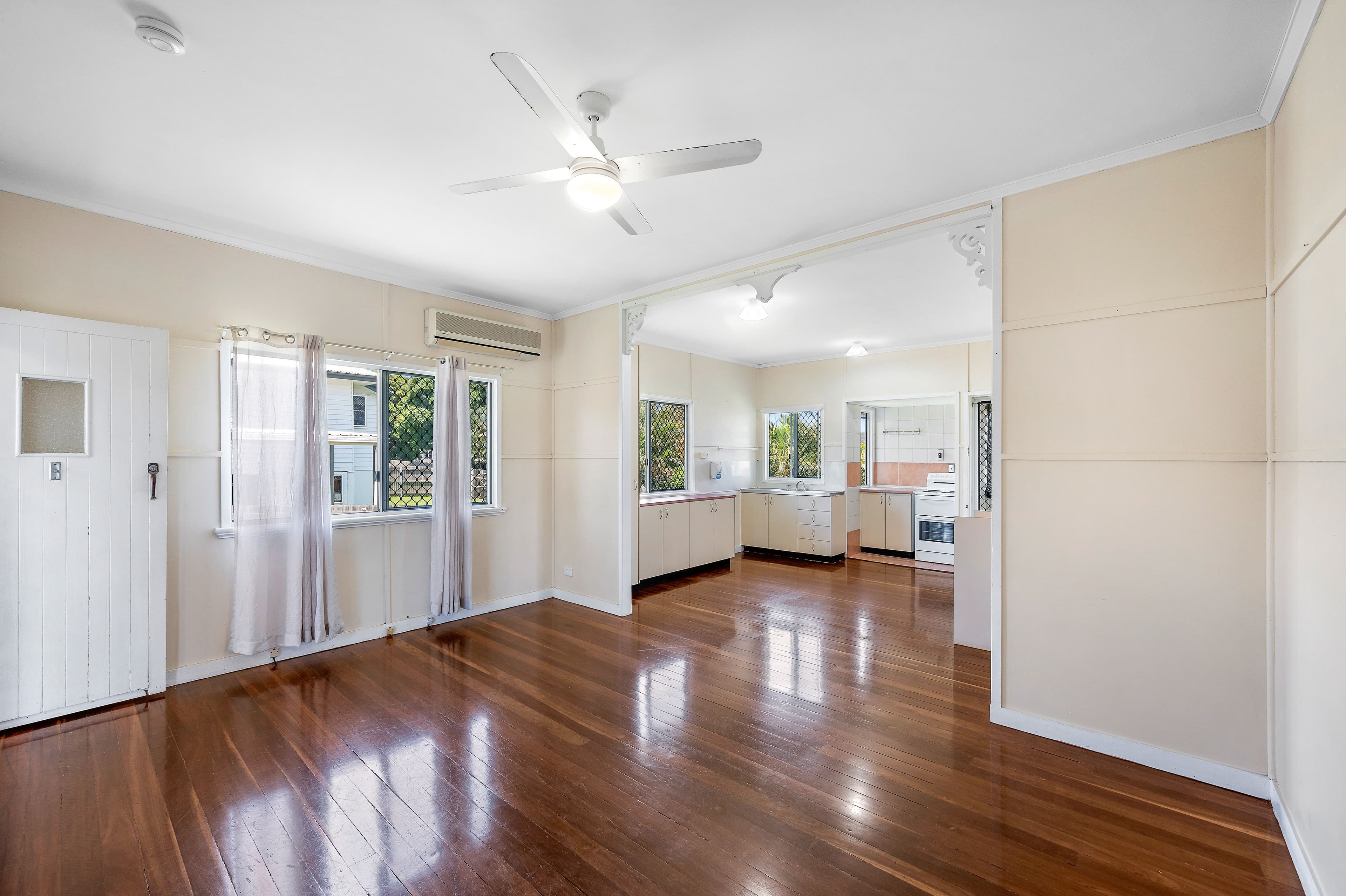 45 Sutton Street, Barney Point QLD 4680, Barney Point - Thumbnail 3