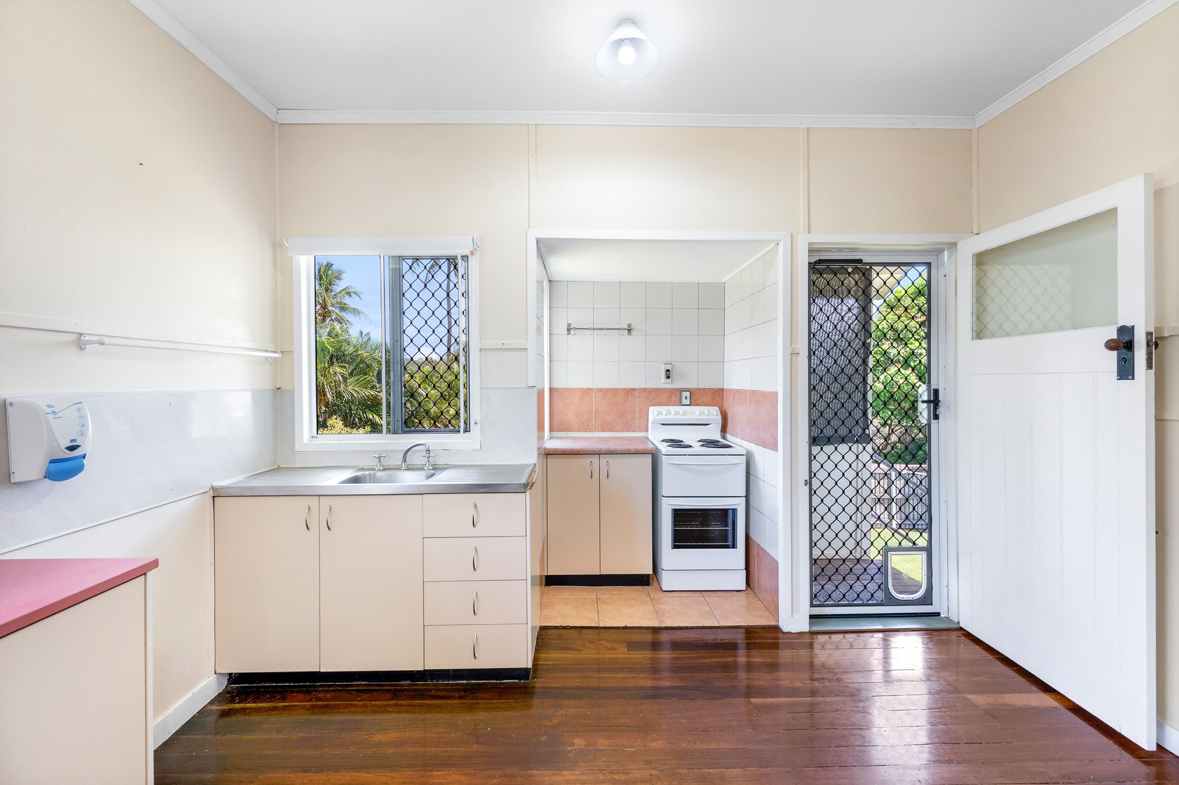 45 Sutton Street, Barney Point QLD 4680, Barney Point - Thumbnail 4
