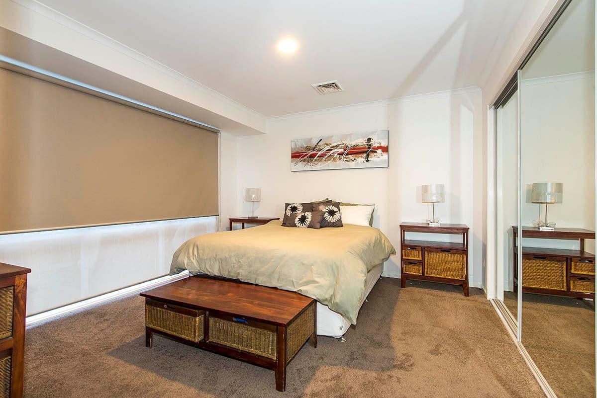 18 Tenterden Place, Mill Park VIC 3082, Mill Park - Thumbnail 8